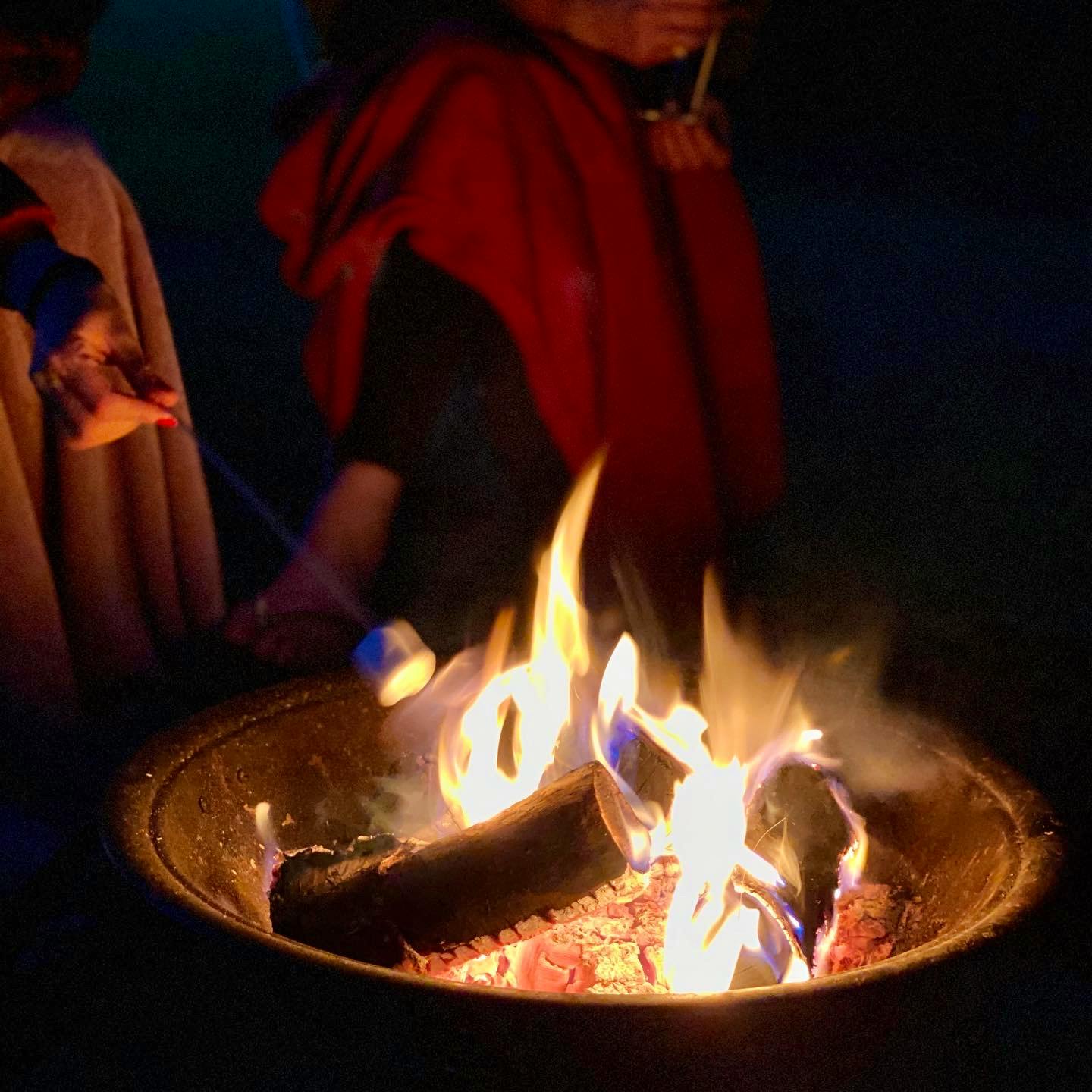 campfire at Thehuteyam