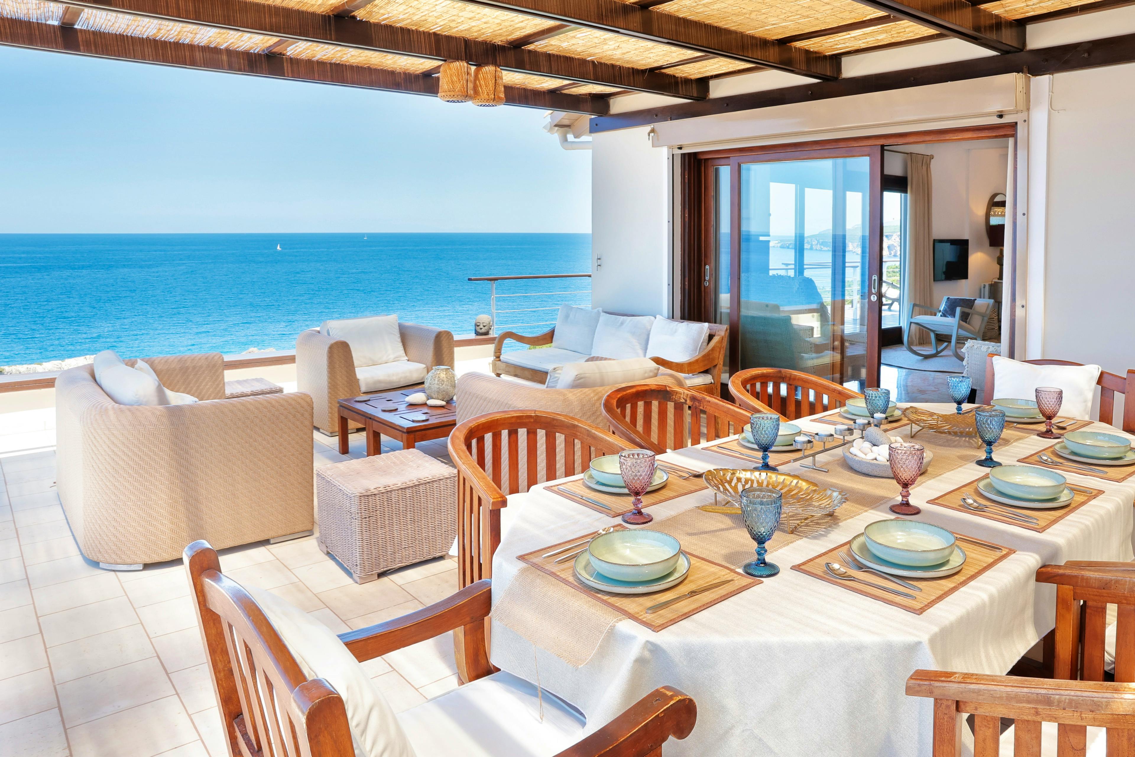 Al Fresco dining a must!