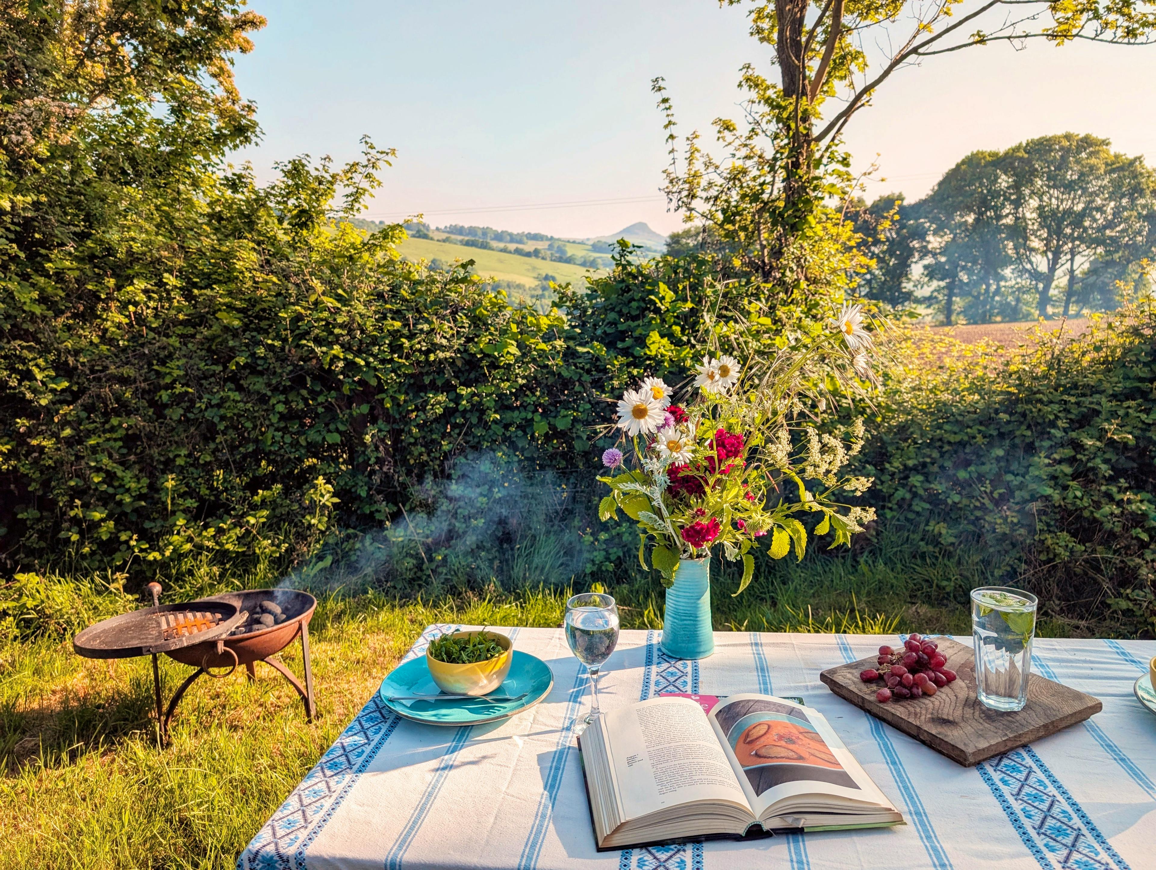 The Goytree - Outdoor dining