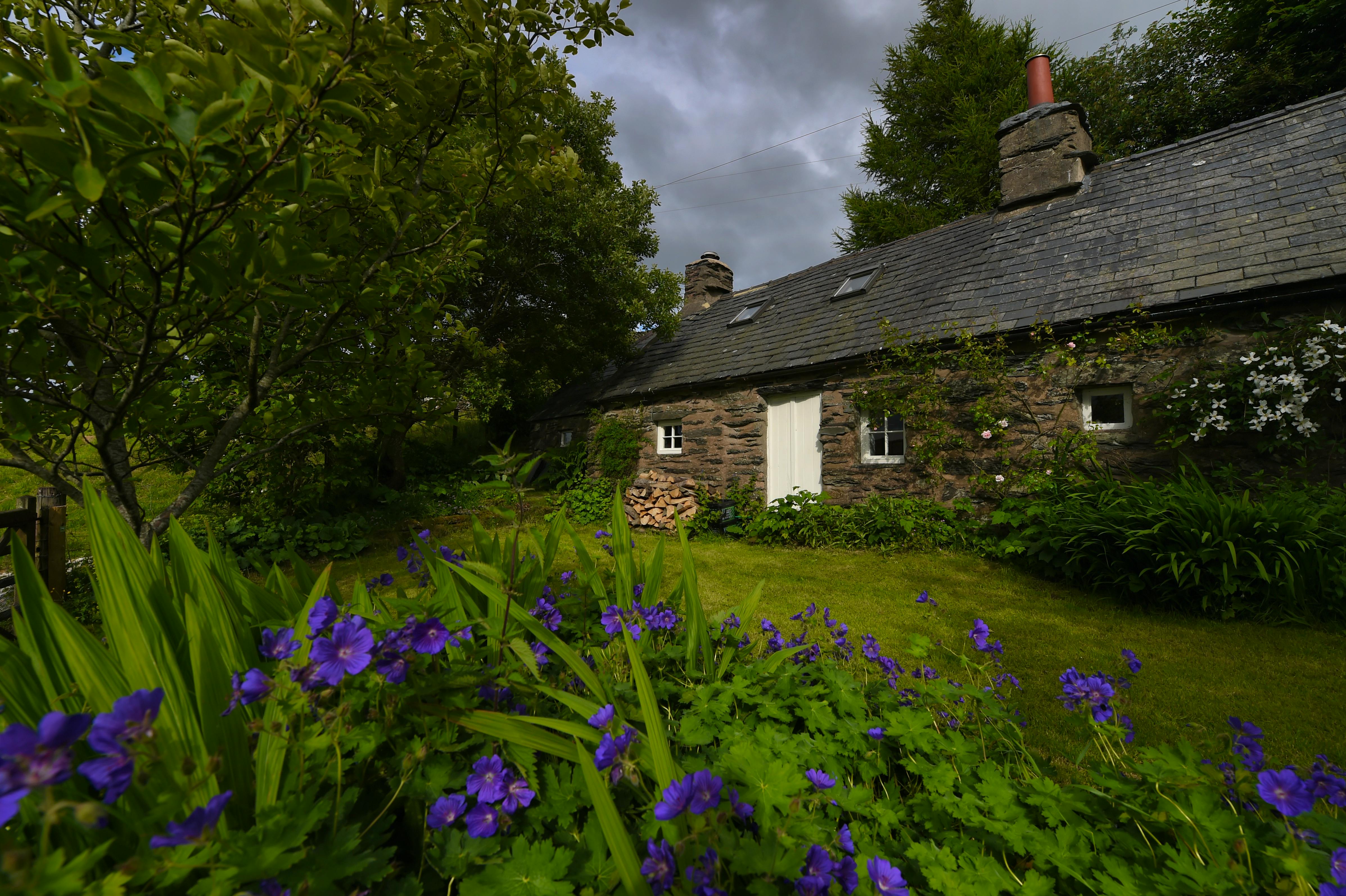 10 Best Cosy CoolStays