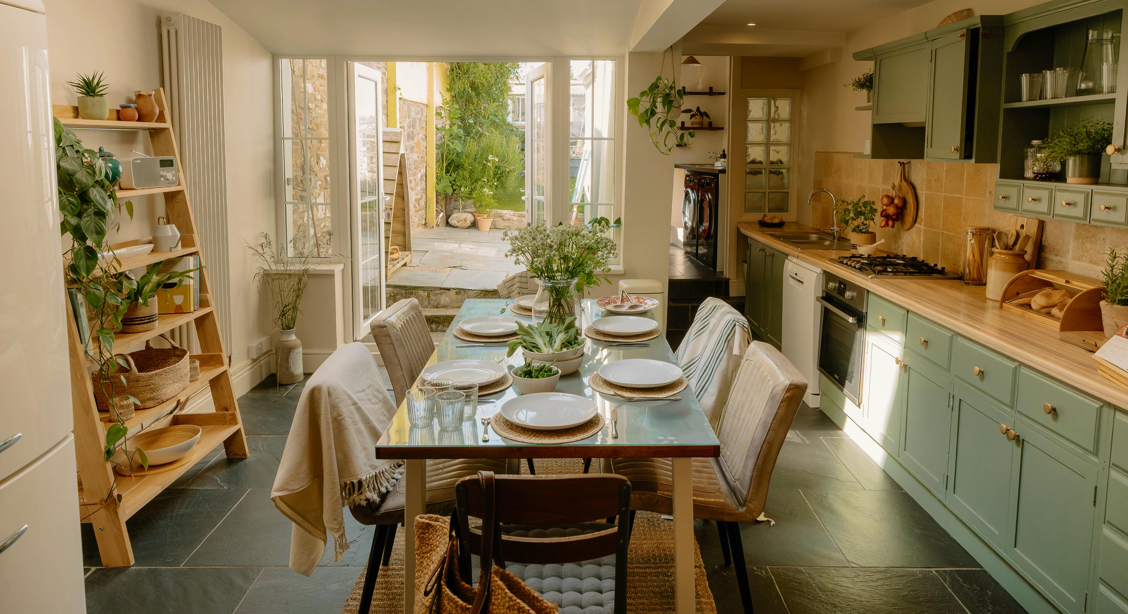 Open plan kitchen dining.