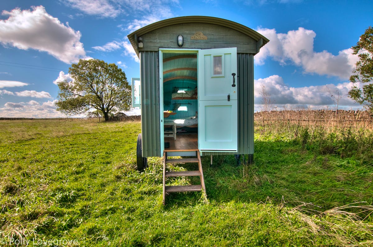 Lowes Farm Shepherd’s Huts in the Peak District