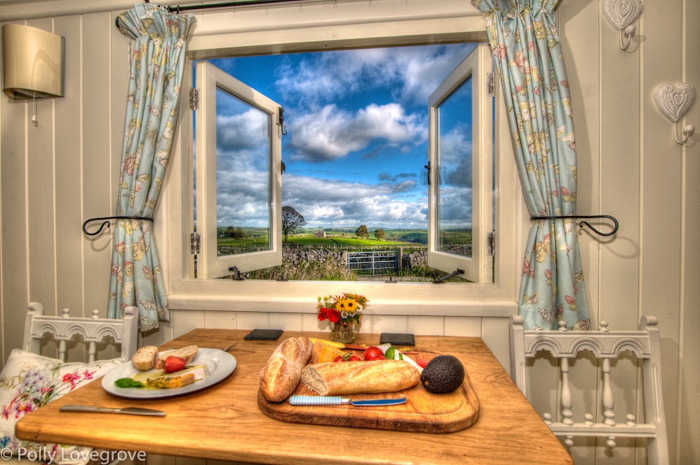 Lowes Farm Shepherd’s Huts in the Peak District