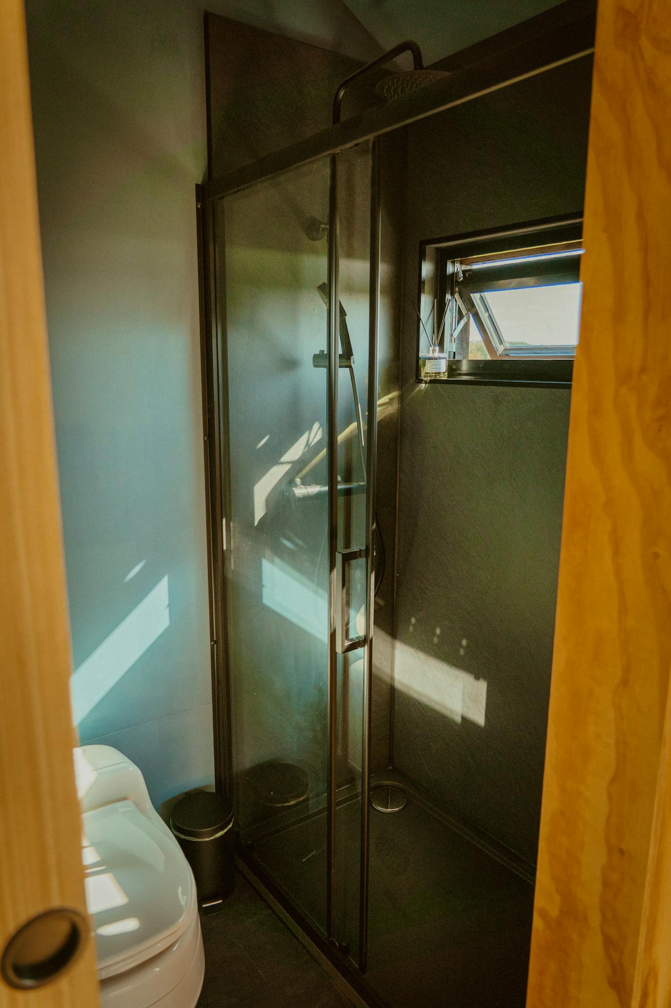 Alcor - Luxury Bathroom & Shower