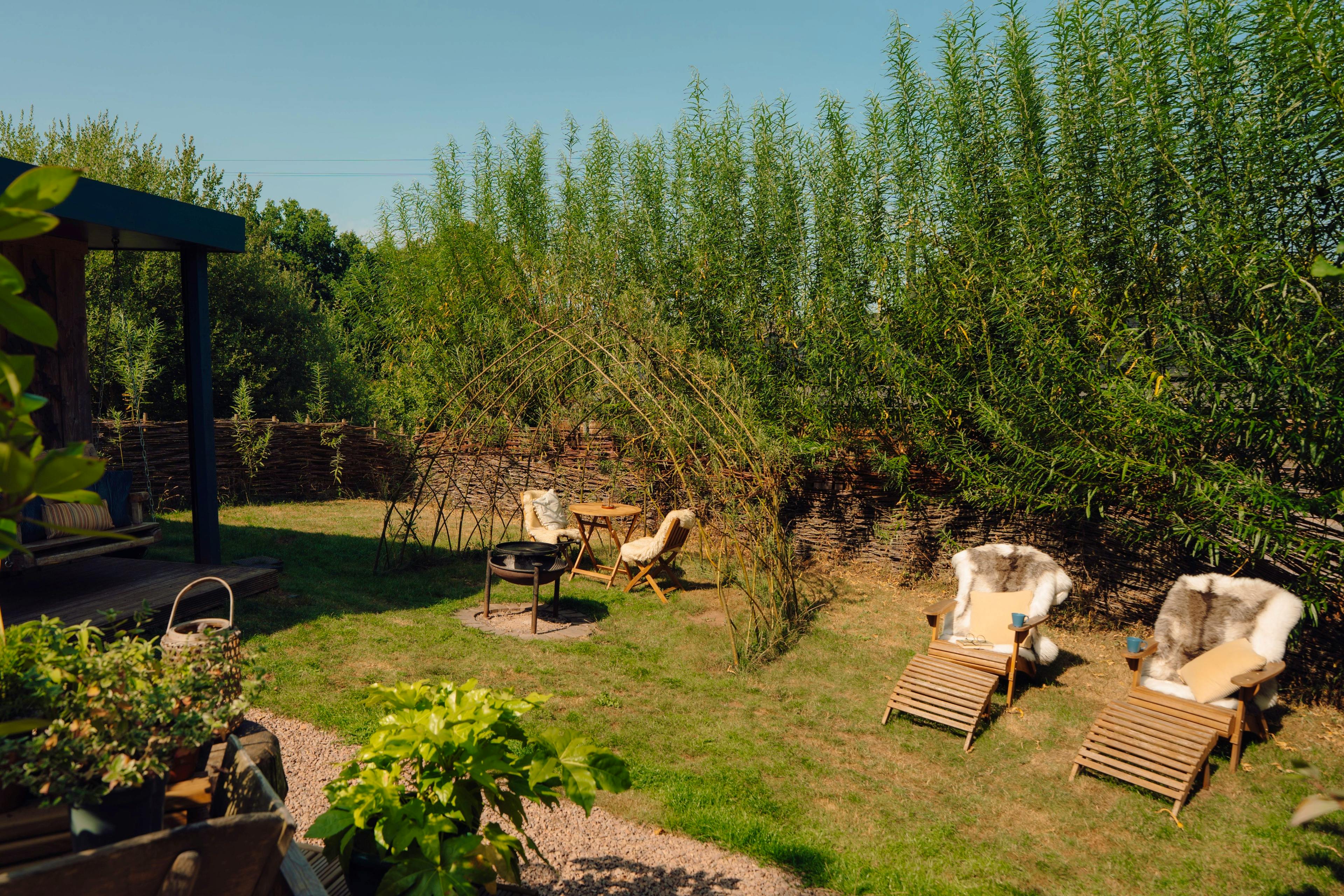 Nest - Private, dog secure garden