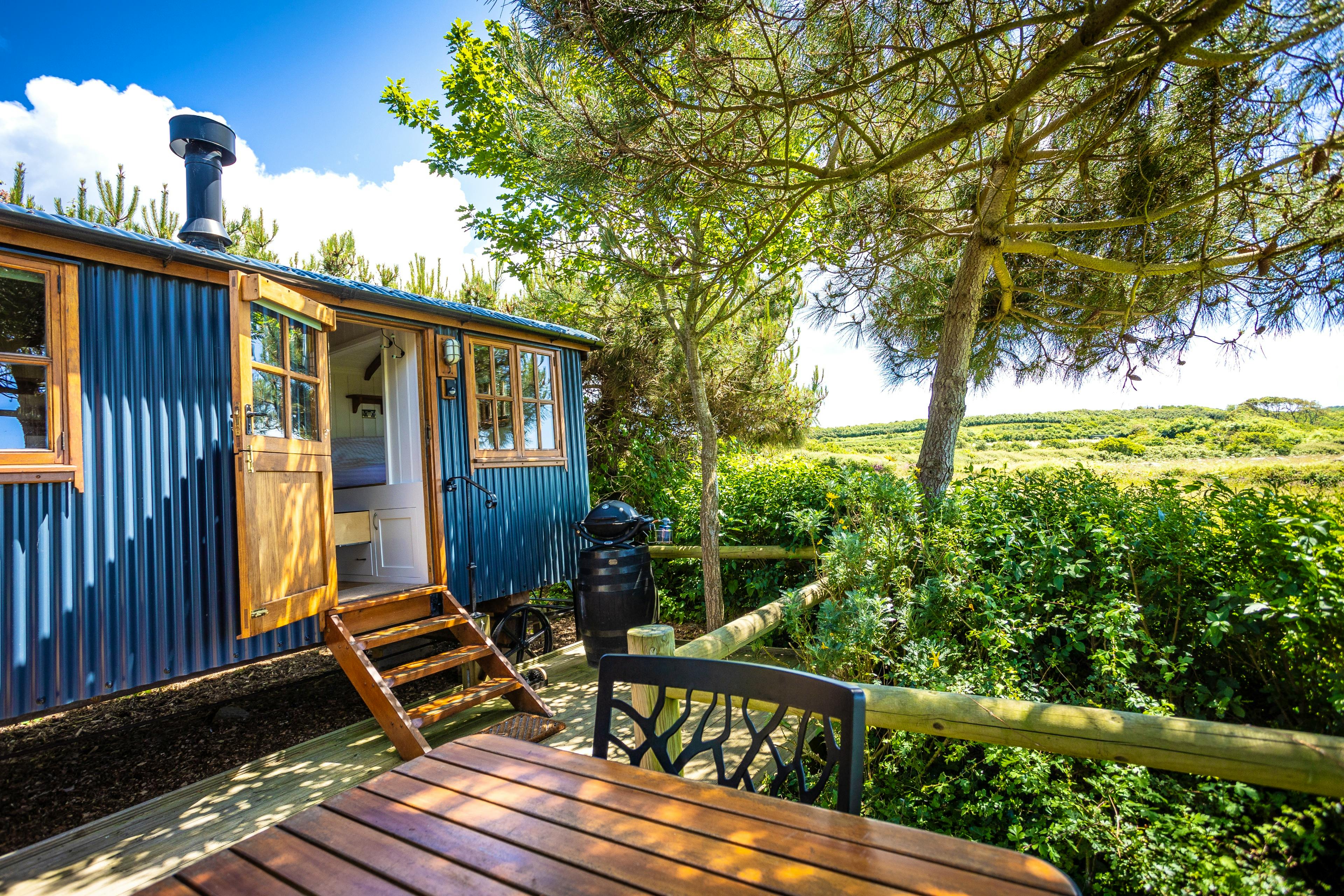 Camp de Rêves Shepherds Huts - Image 1