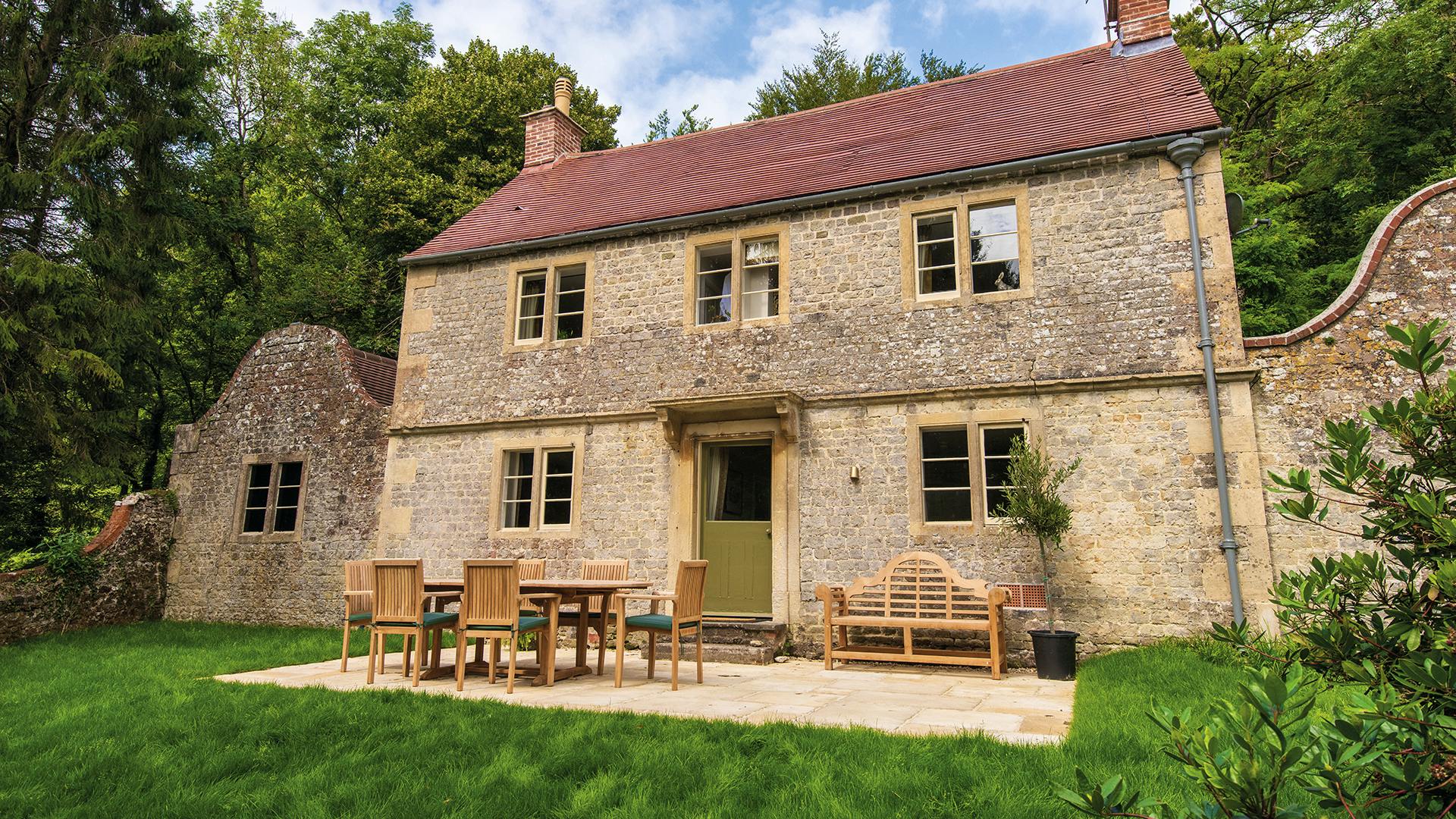 21 Historical Hideaways