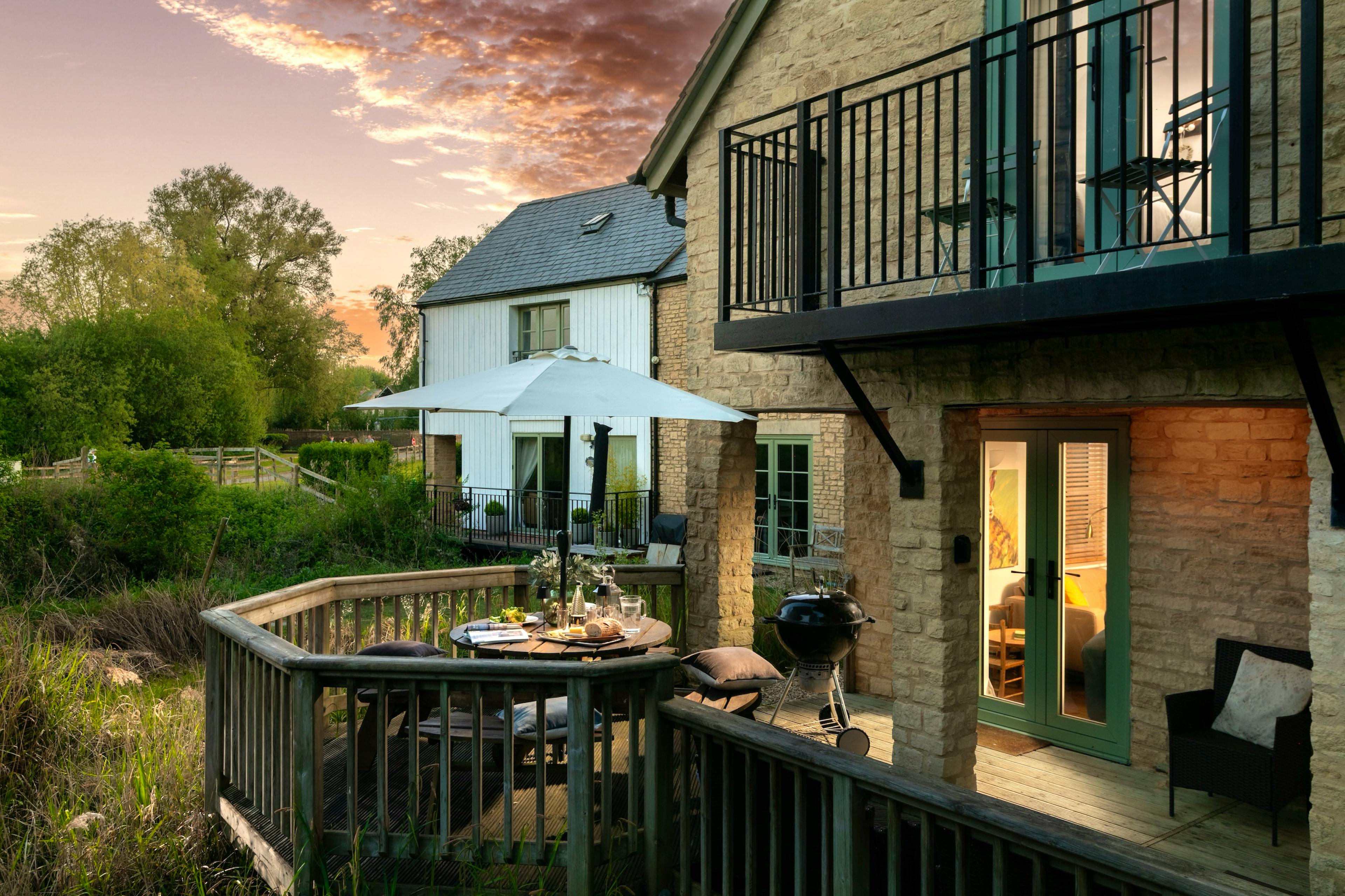 Cornerstone Cottage at Lower Mill Estate, Cotswolds