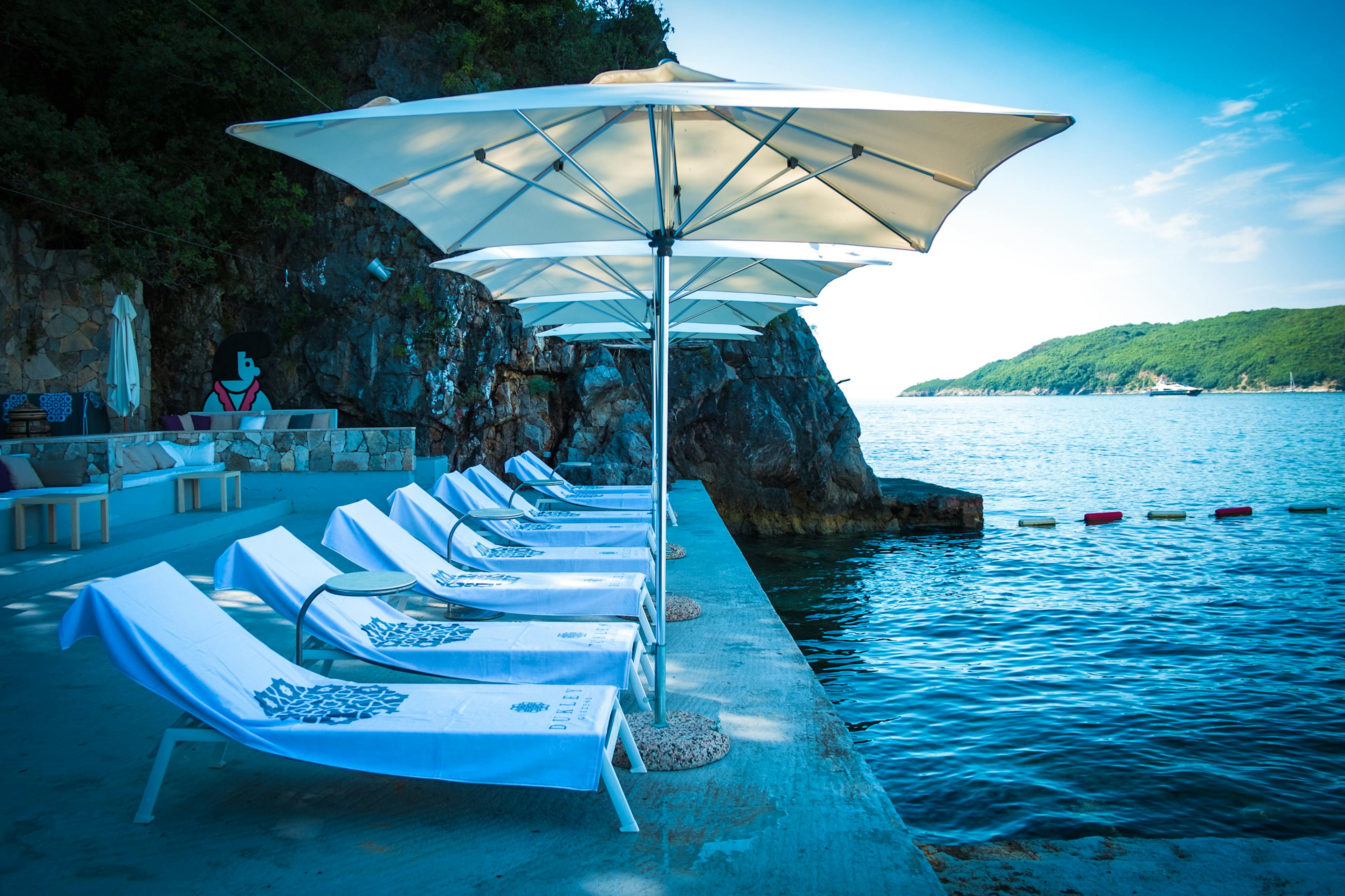 Dukley Beach Residence - Image 3