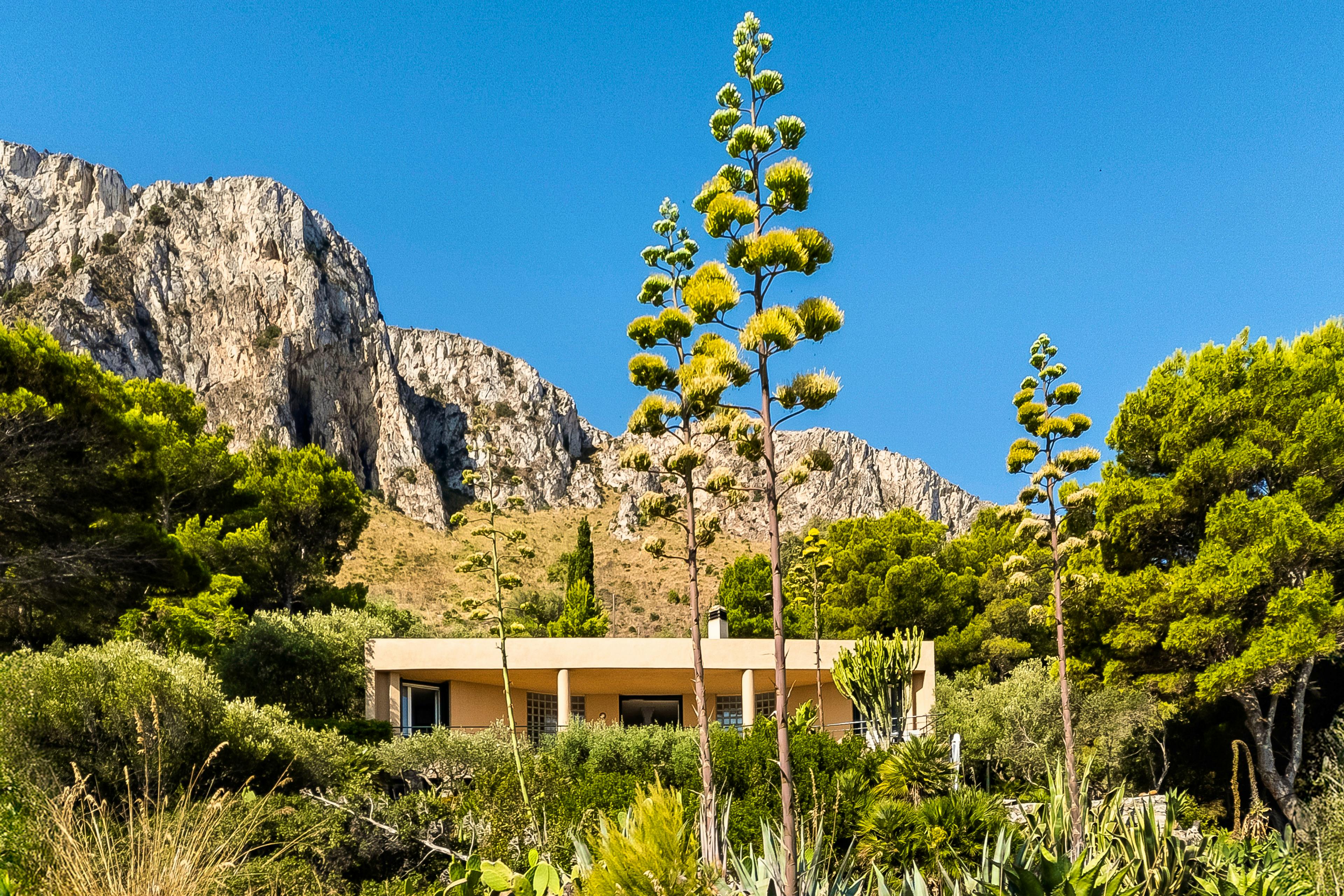 prospetto  villa   nella  nantura 