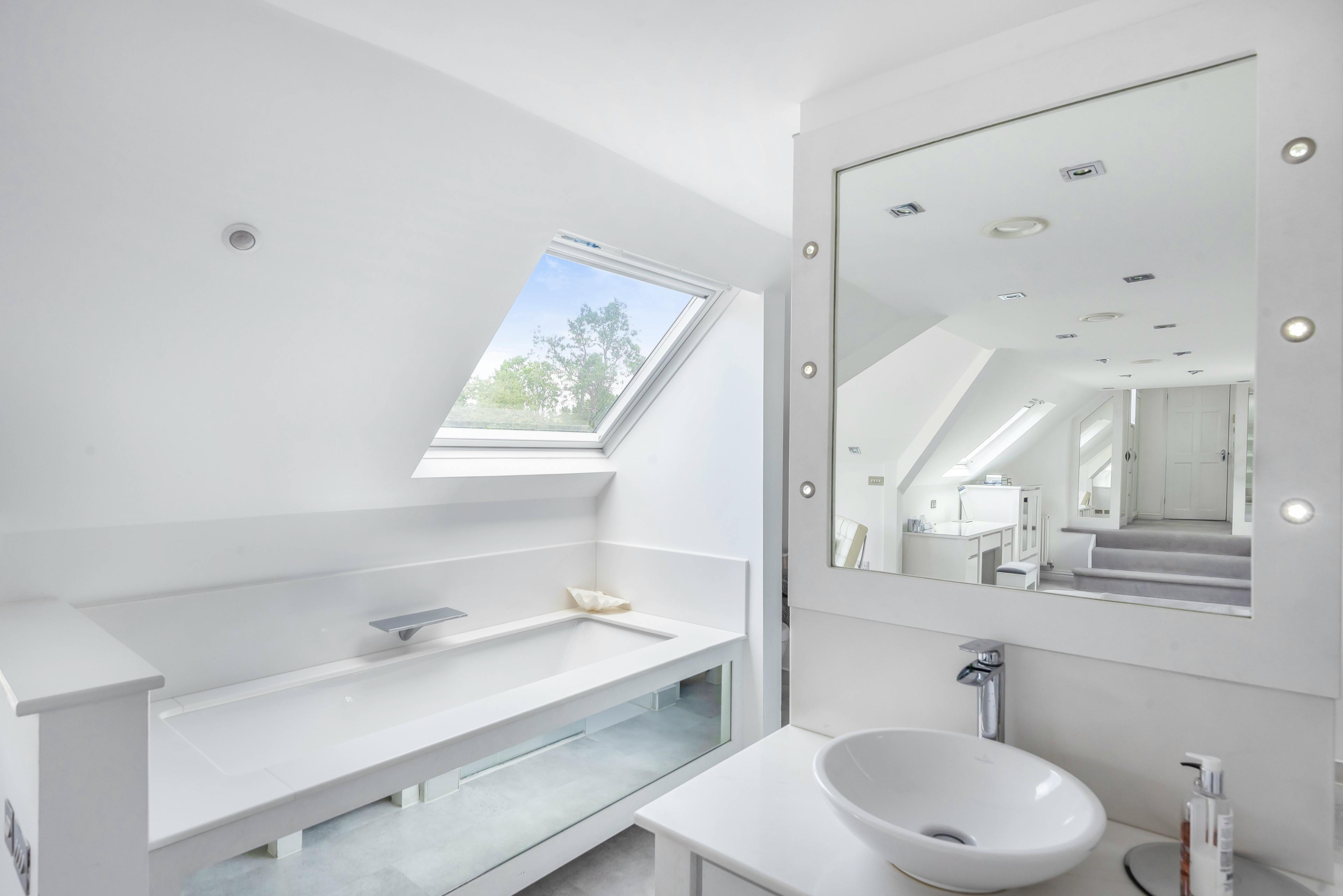 Master bedroom bathroom bath shower