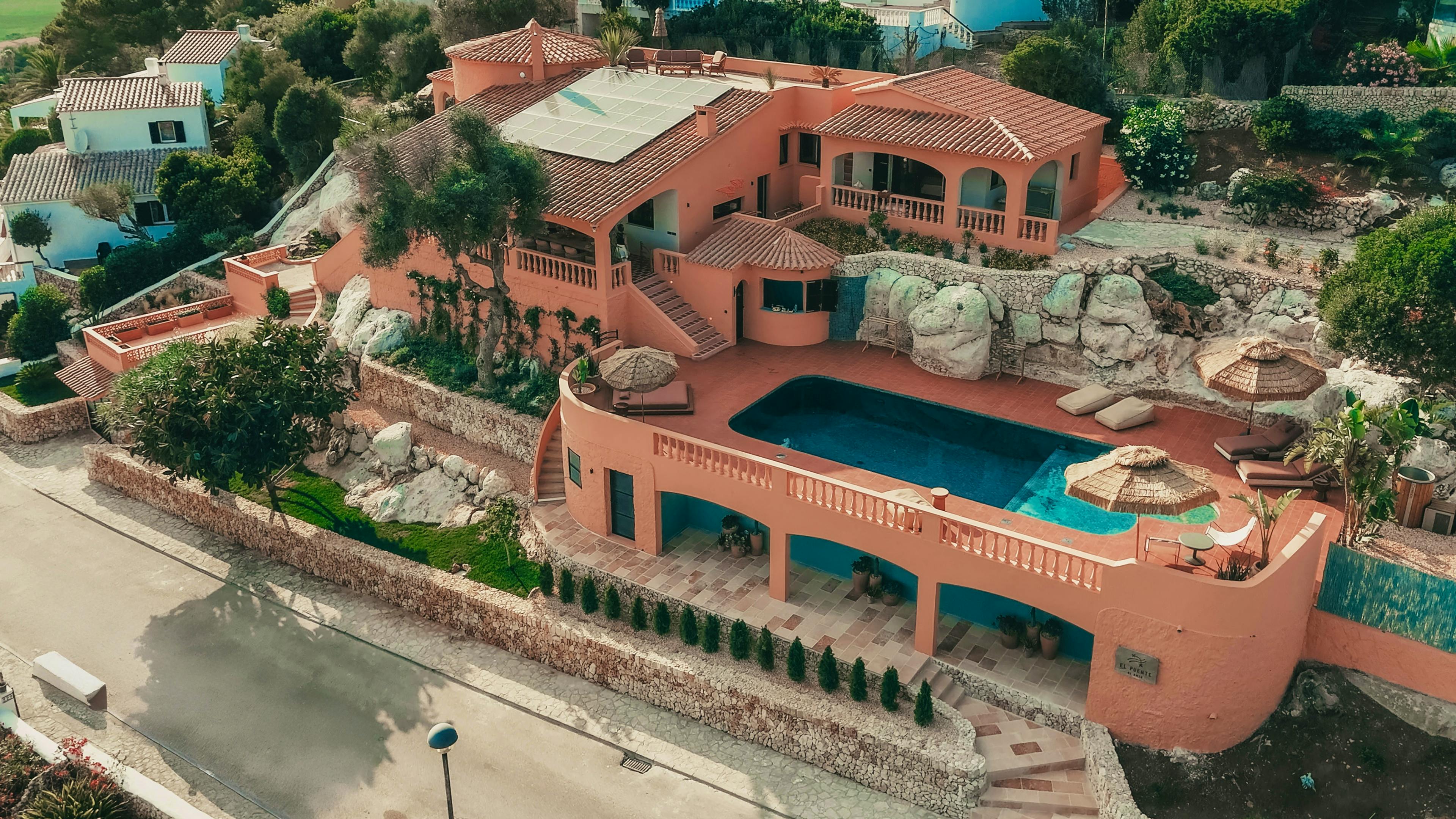 El Puente al Amor - Image 1