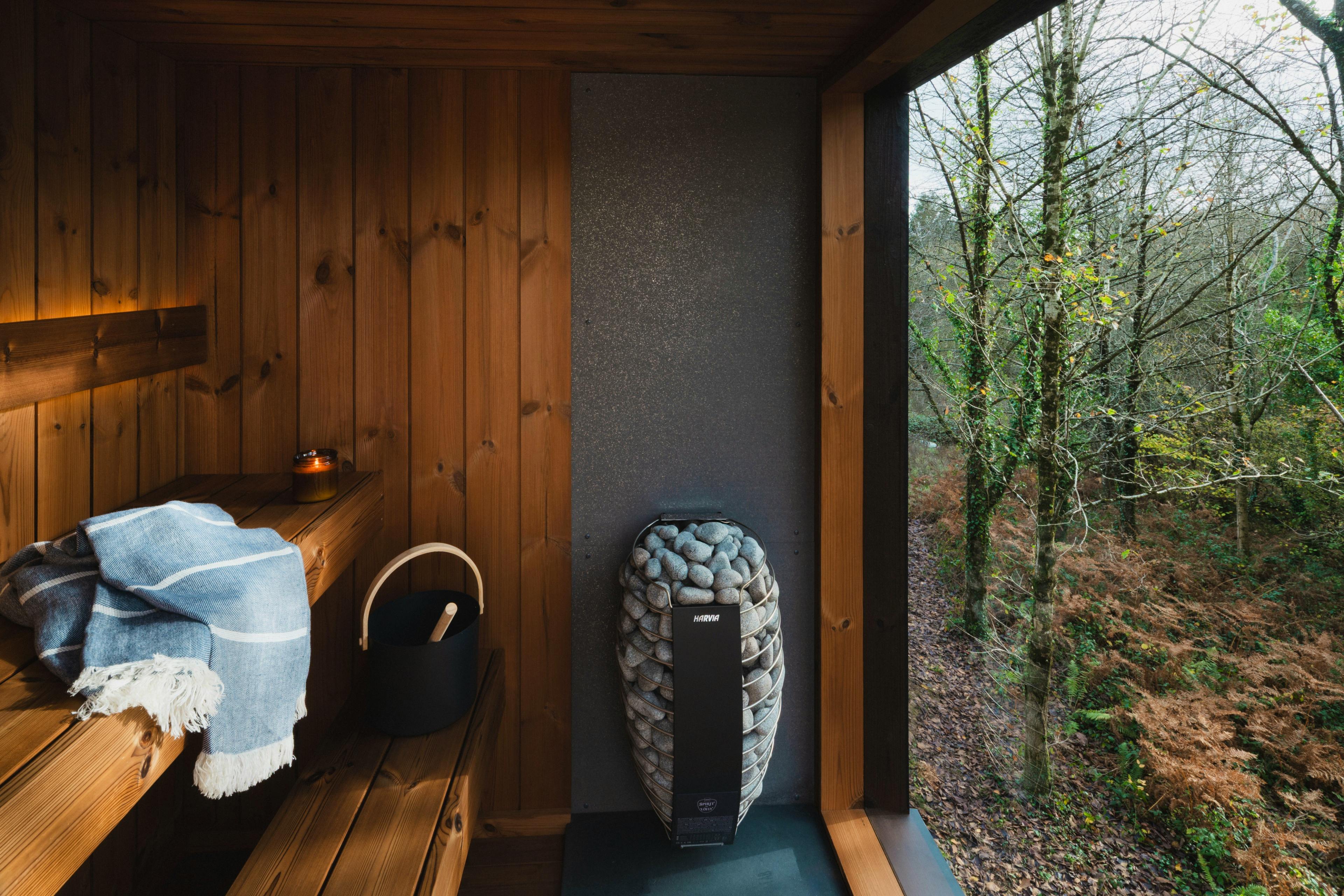 Starling Spa Treehouse - Image 7