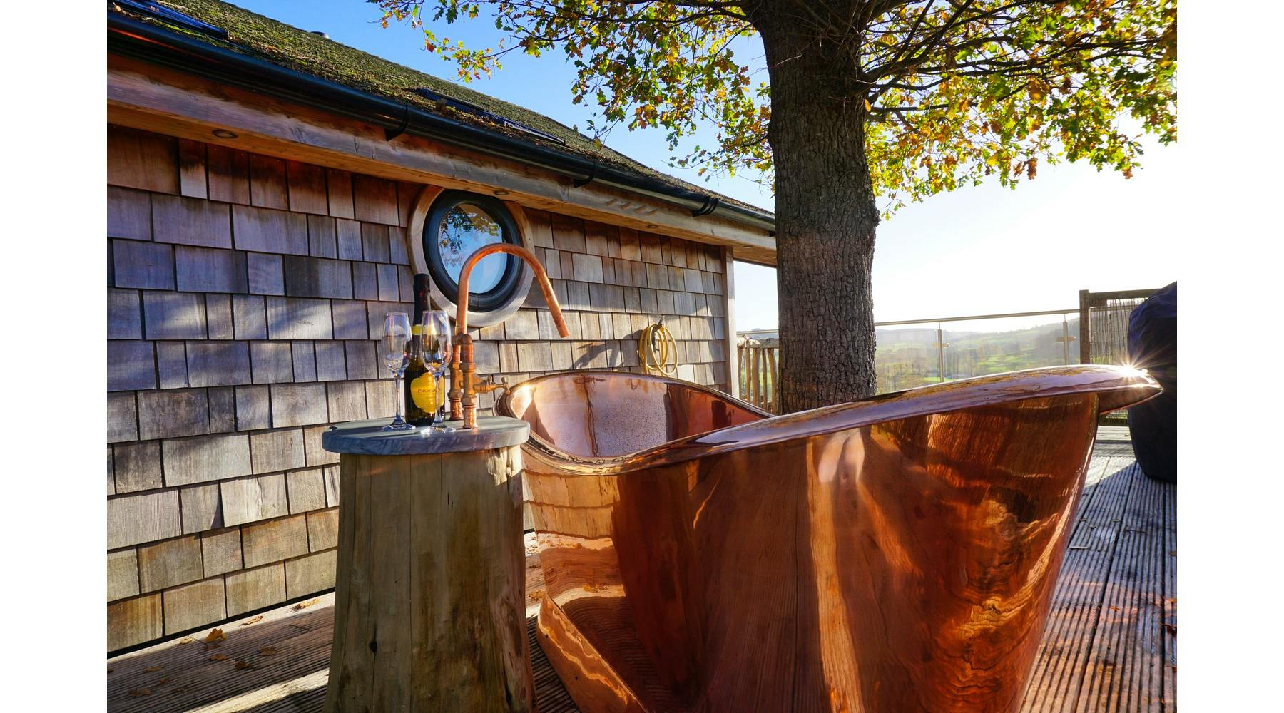 Copper outside 2 person bath
