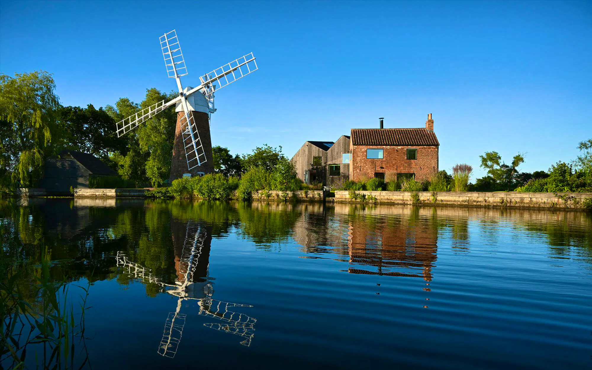 A guide to the UK’s most beautiful lakes, lochs and rivers | Coolstays ...