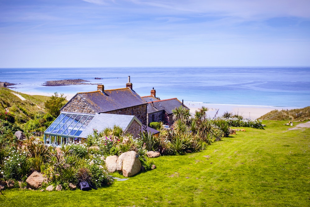 Castaways Cool Cottage On The Beach In Sennen Cornwall