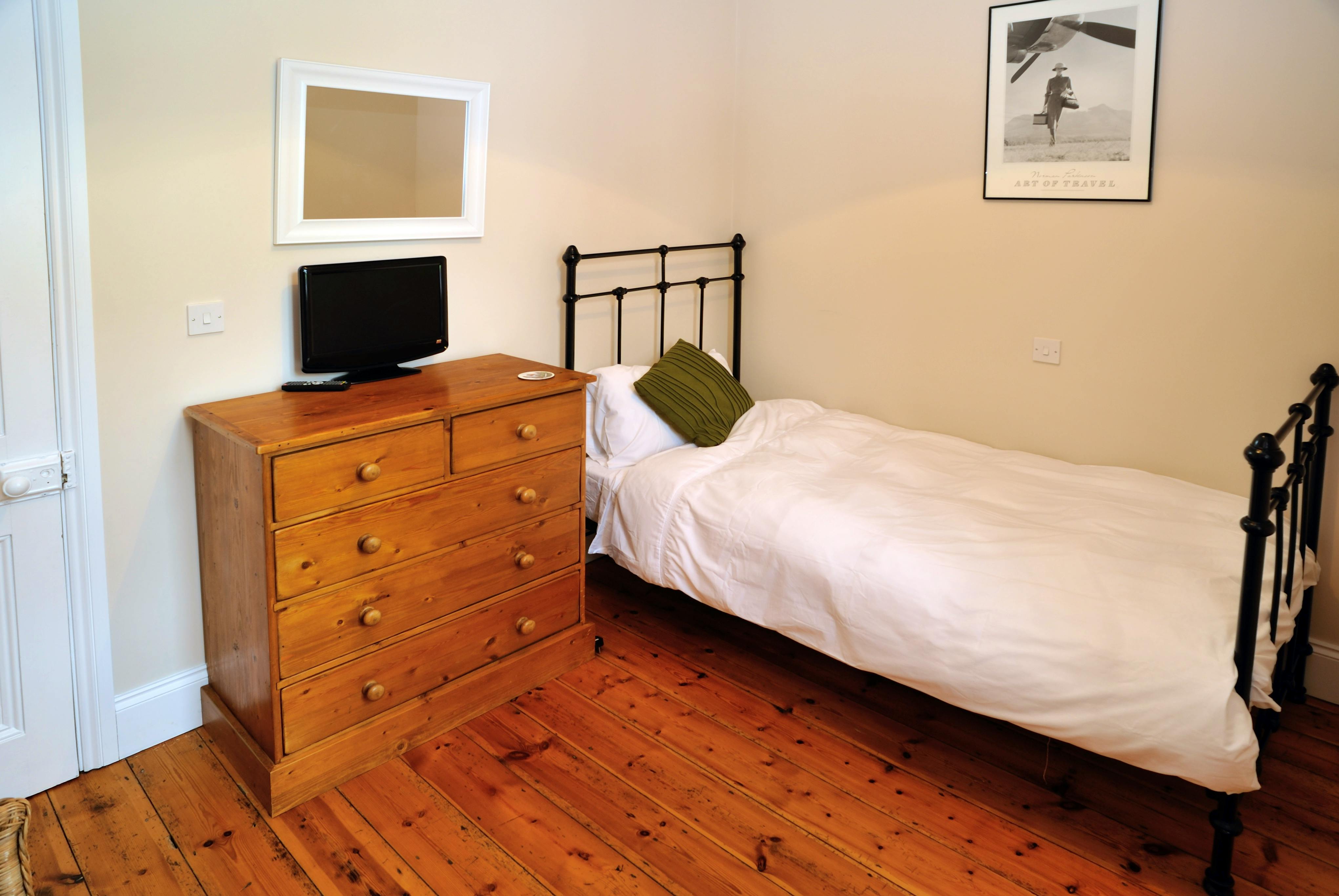 Single bedroom at front of house