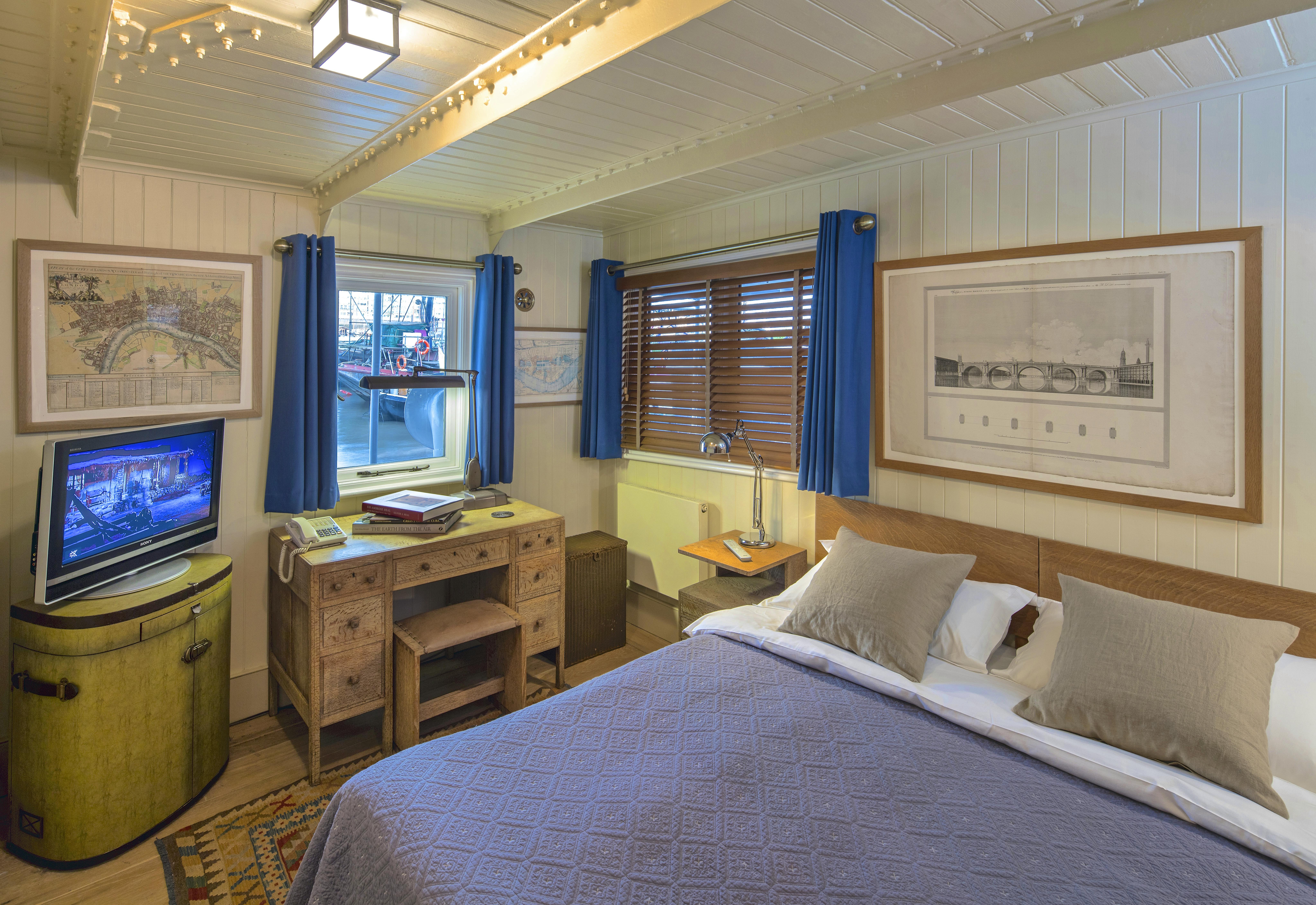 Cabin 4 as a double. It can also be a twin bedded room.