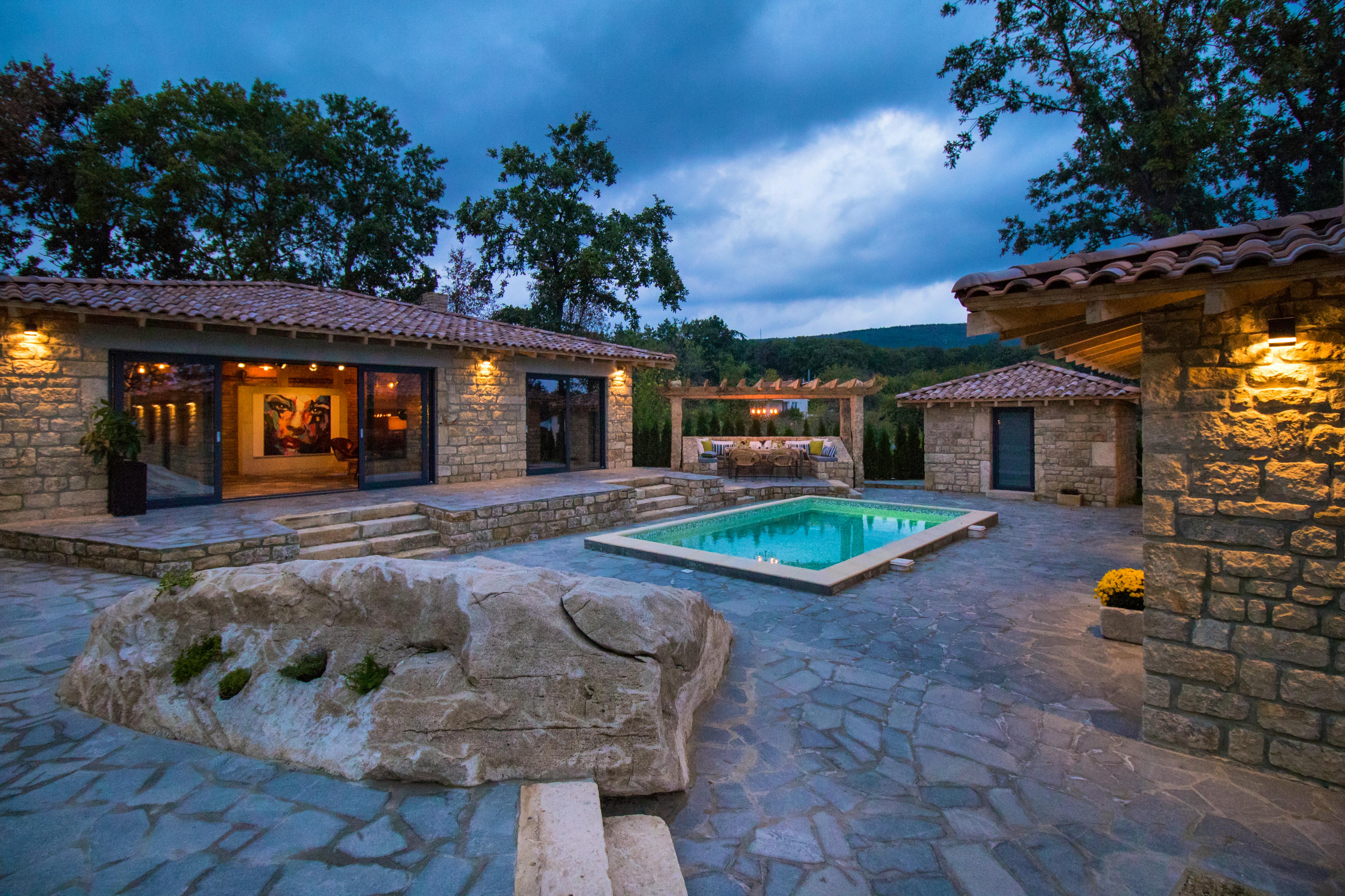 New CoolStays This Week - 8th April 2017