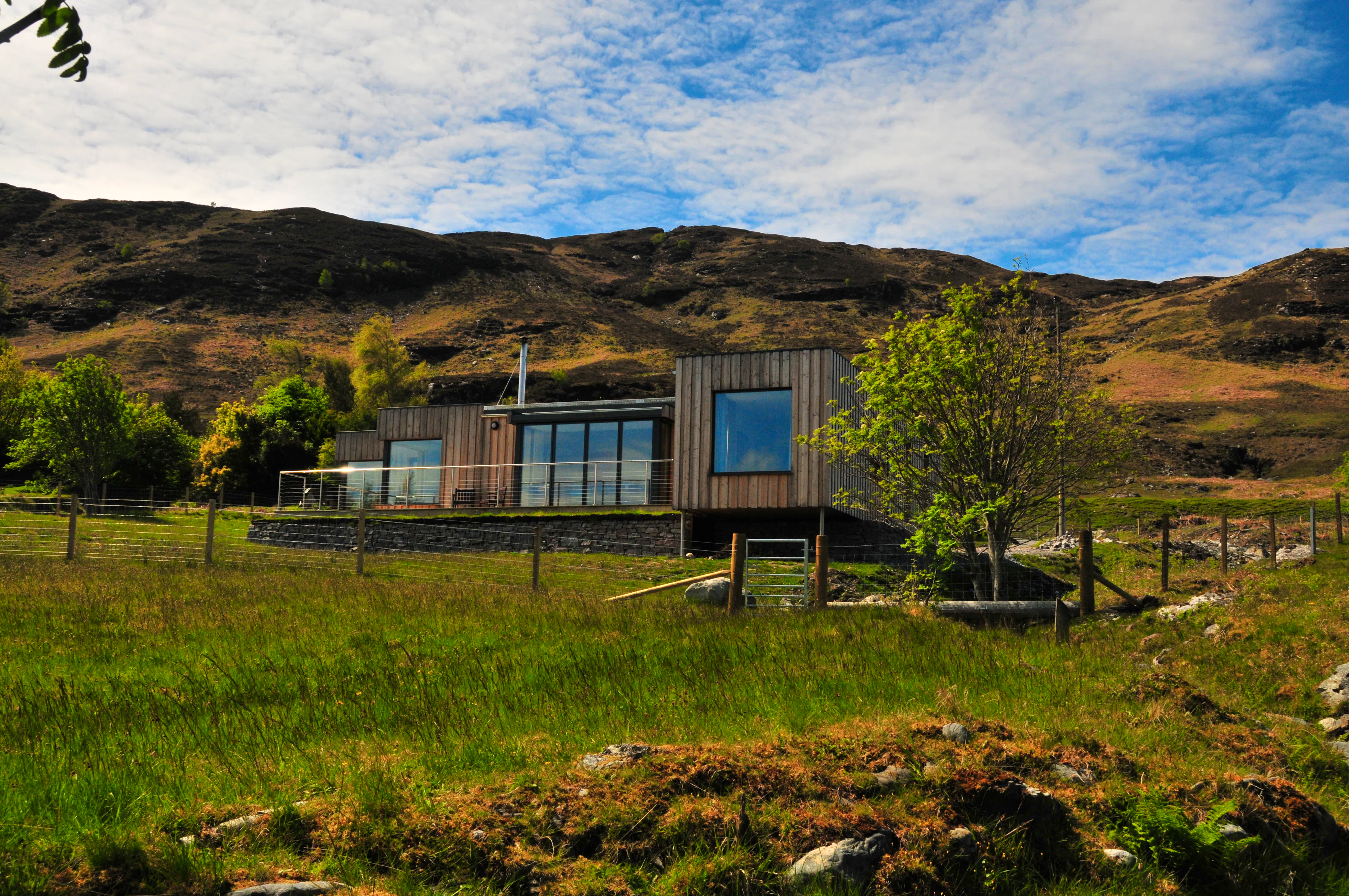 Sealoch House, a lochside modern home in the Scottish Highlands