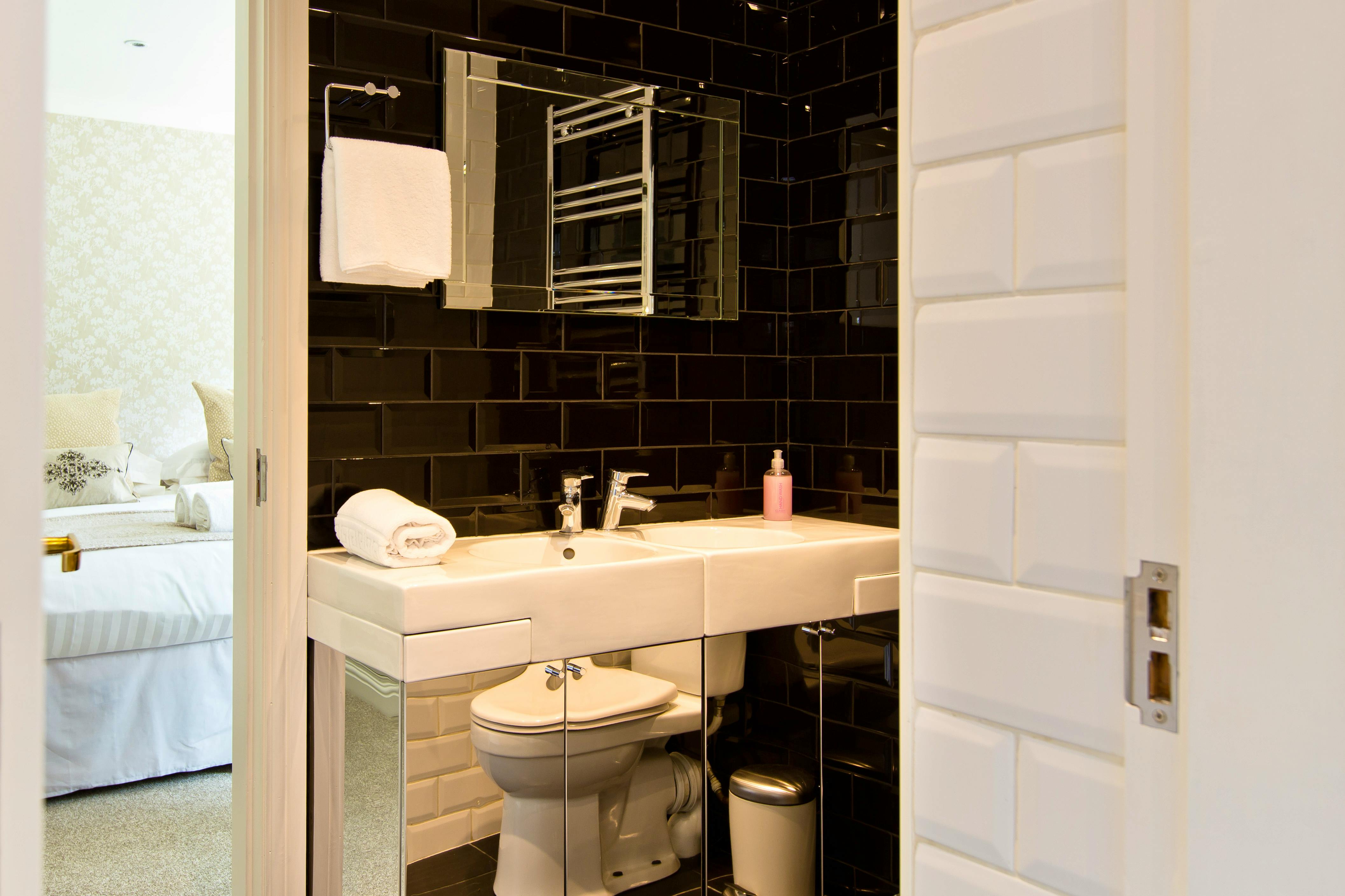 Ensuite in Bedroom 2