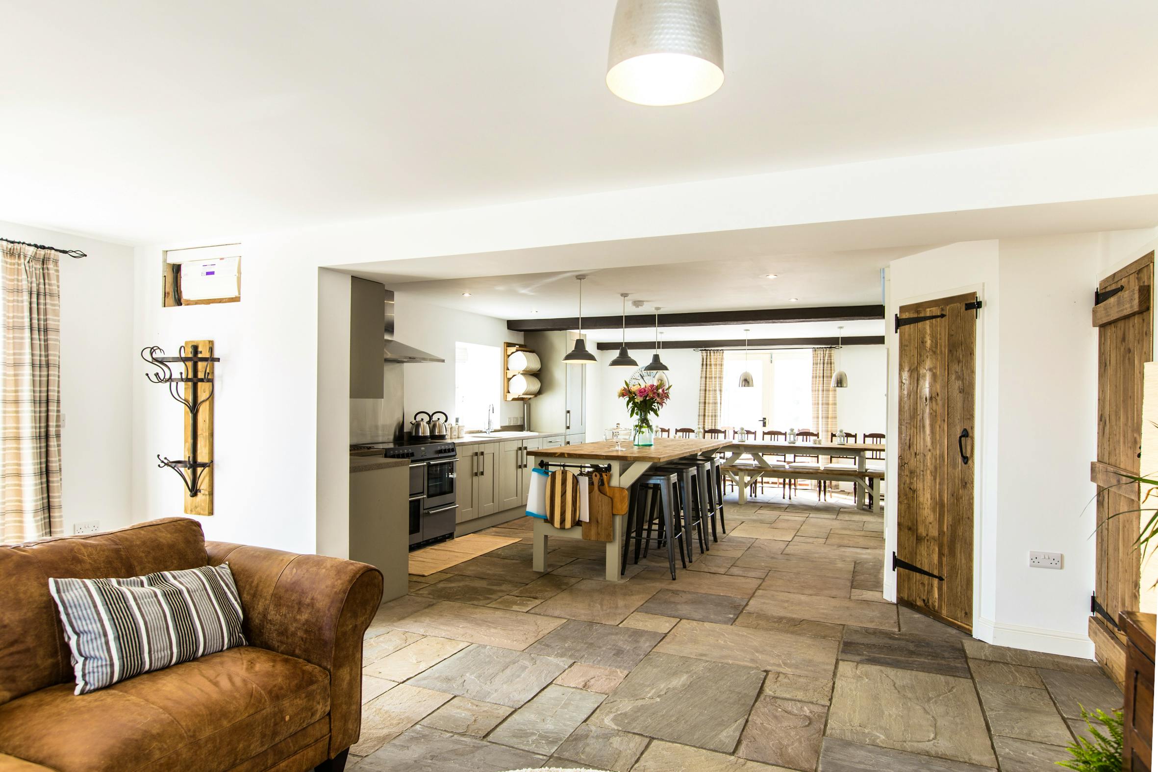 Open plan kitchen/diner/living area
