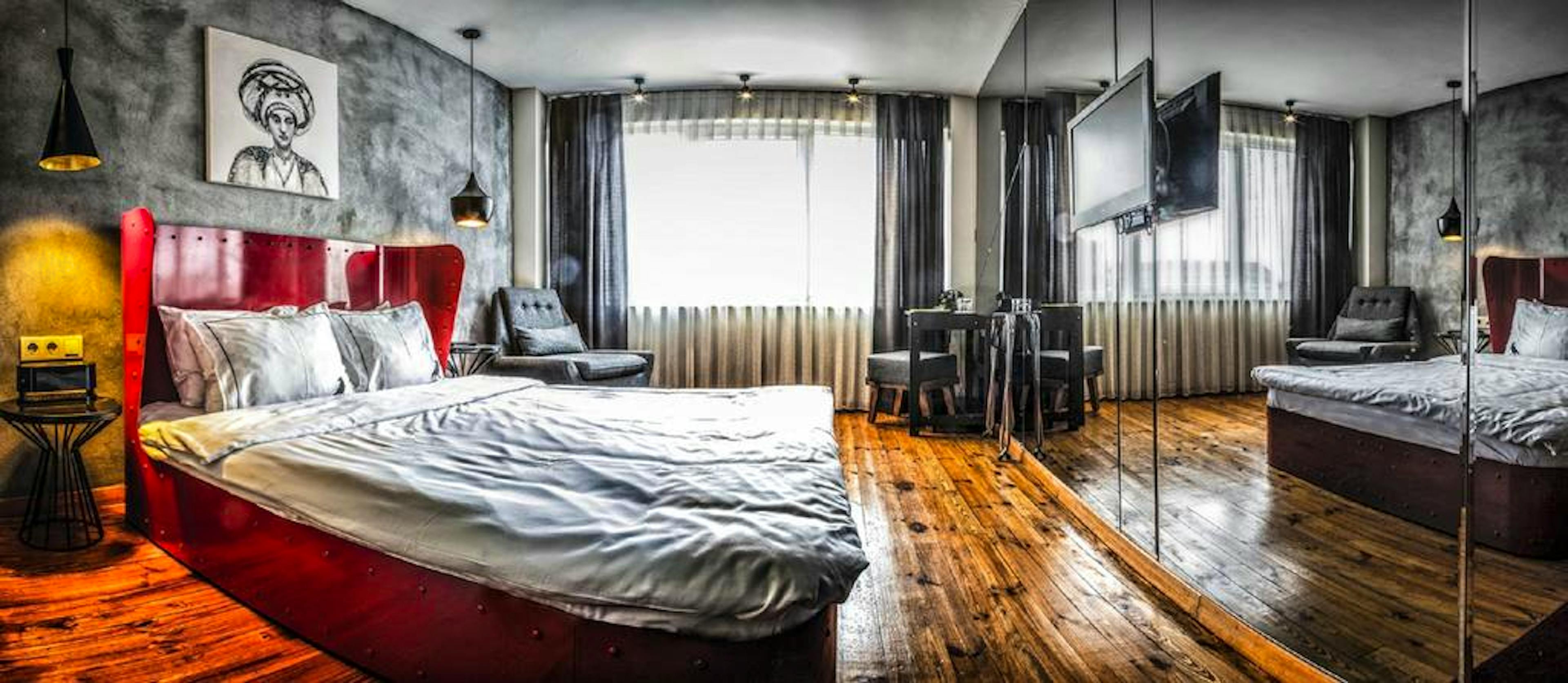 SuB Karakoy - Image 4