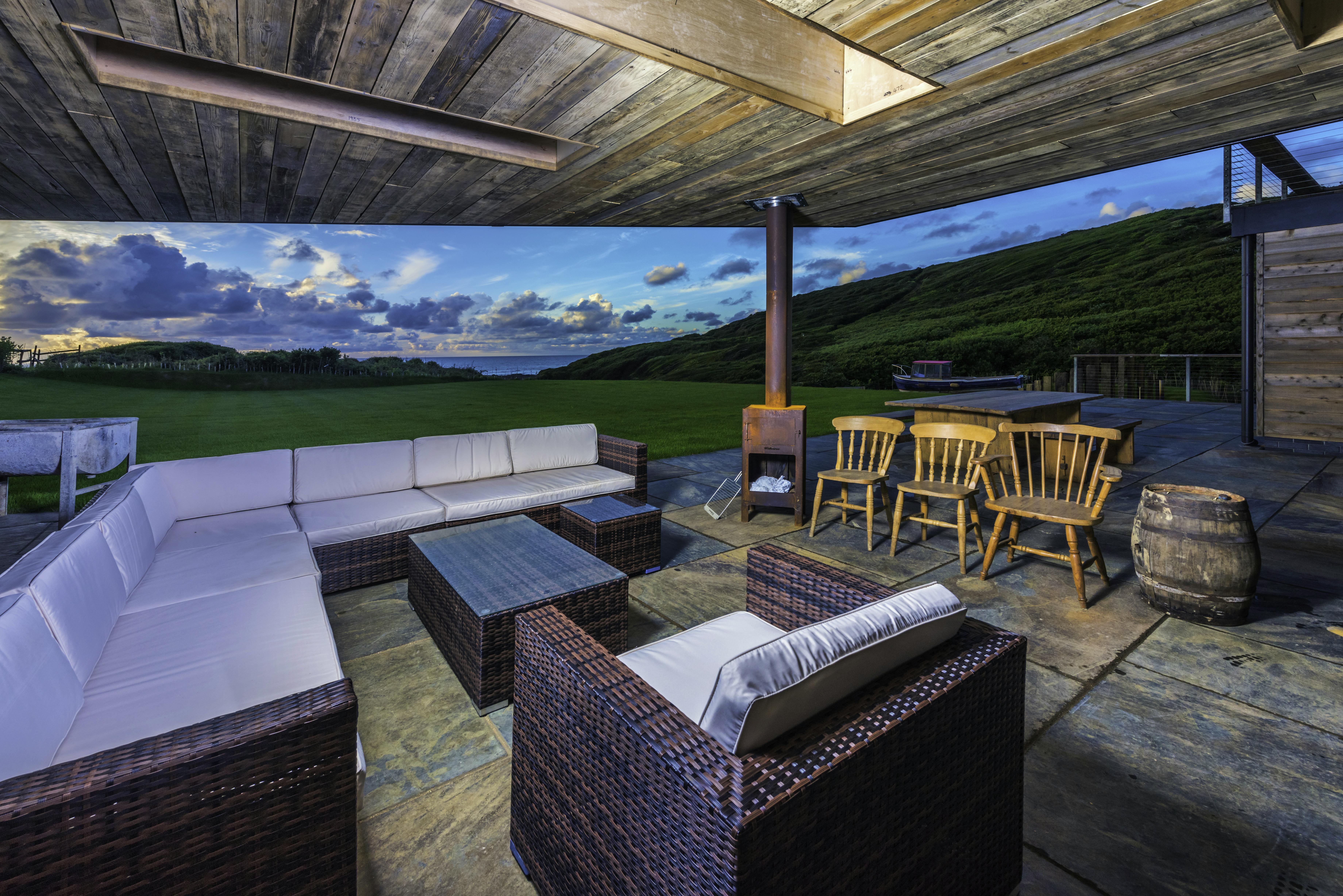 Terrace with Wood burner