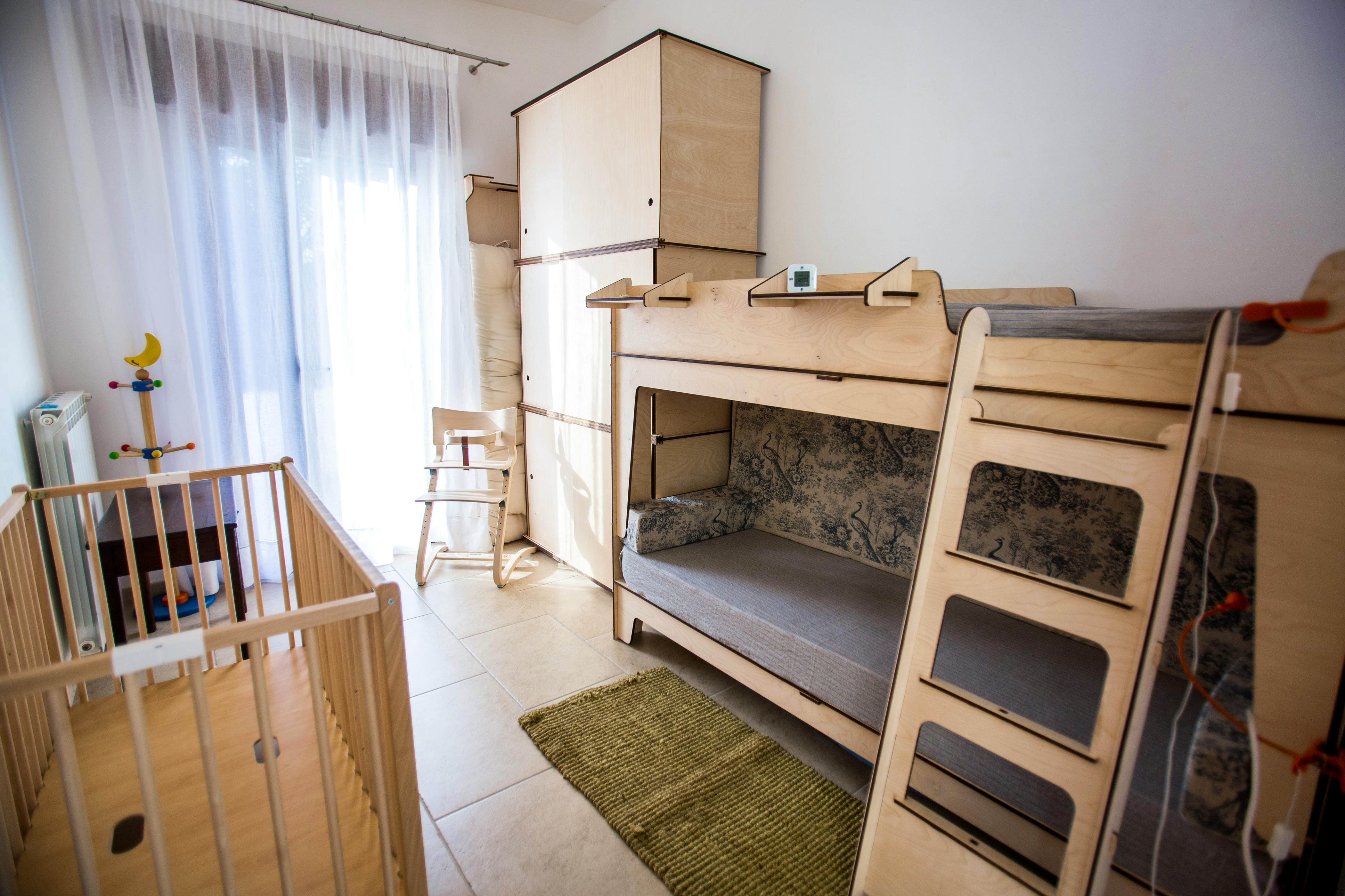 Piccinnu 2nd bedroom with architect designed bunk beds.