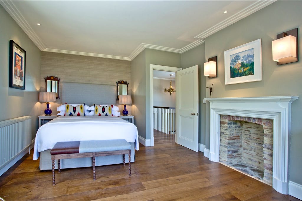 Golden Meadow Stunning 6 bedroom house overlooking Devon's Start Bay