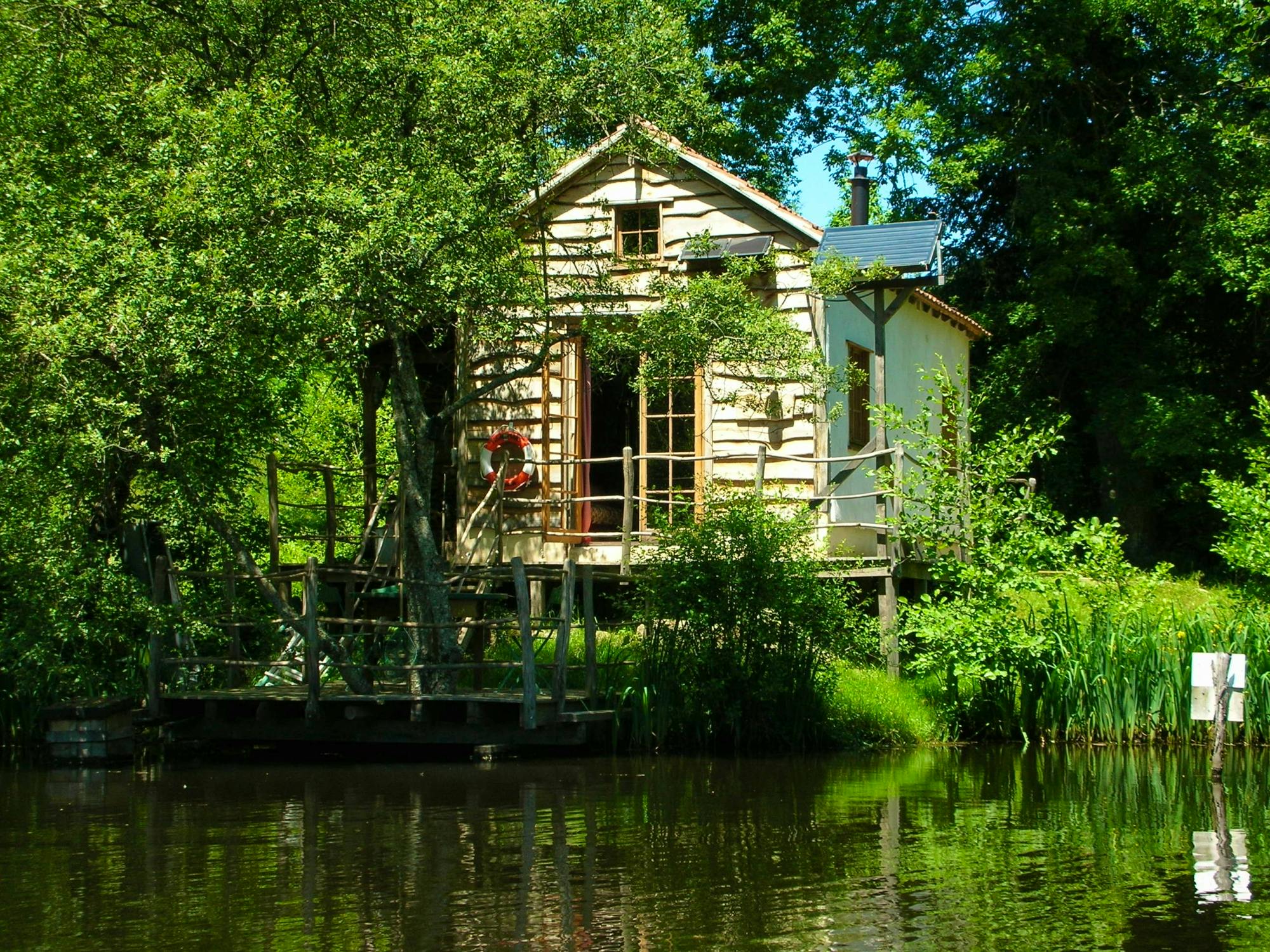 Last Minute Easter Breaks