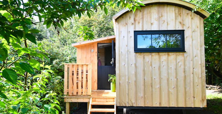 Hide Wales - The Bugail Hut