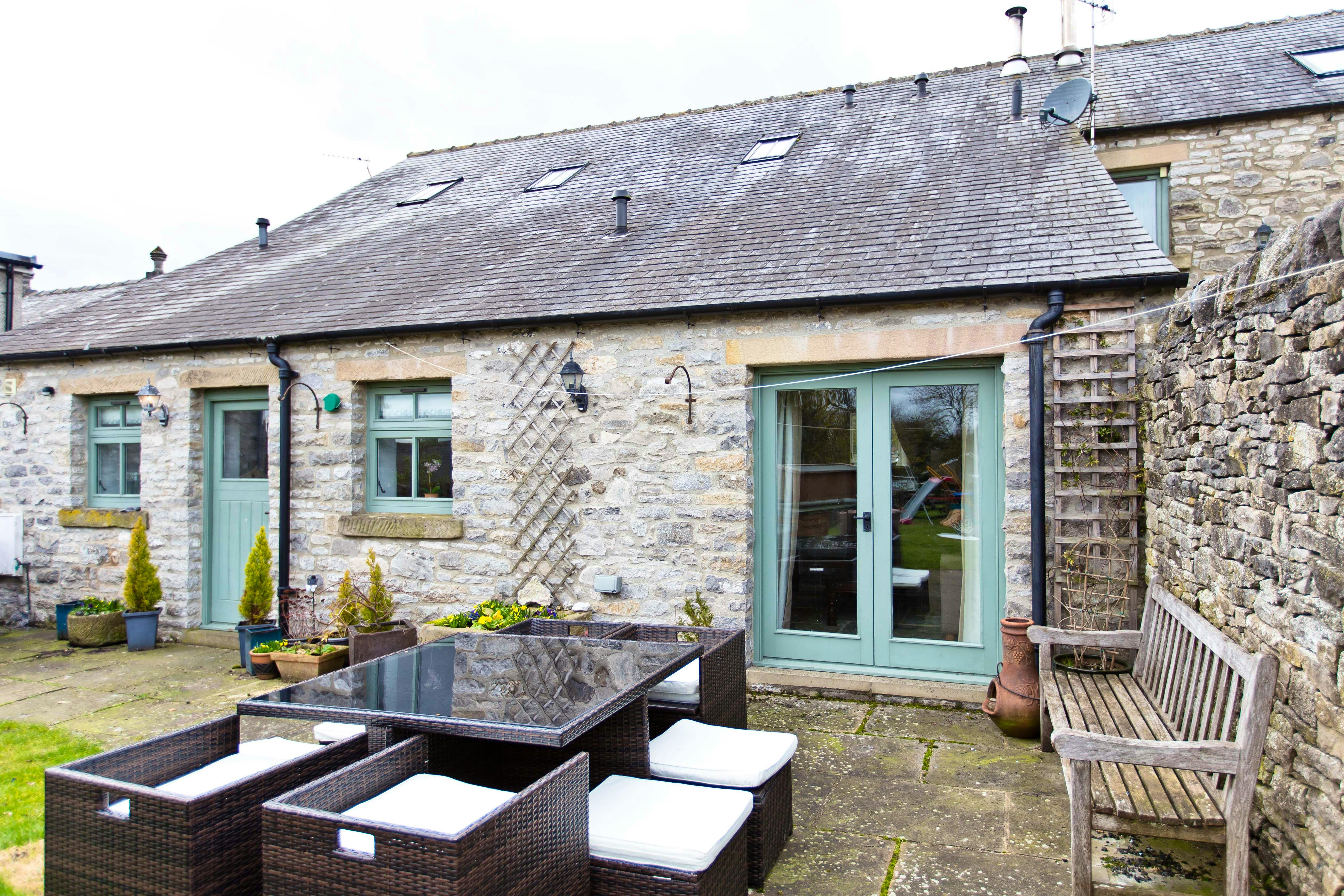 Garden/Patio arear to the rear