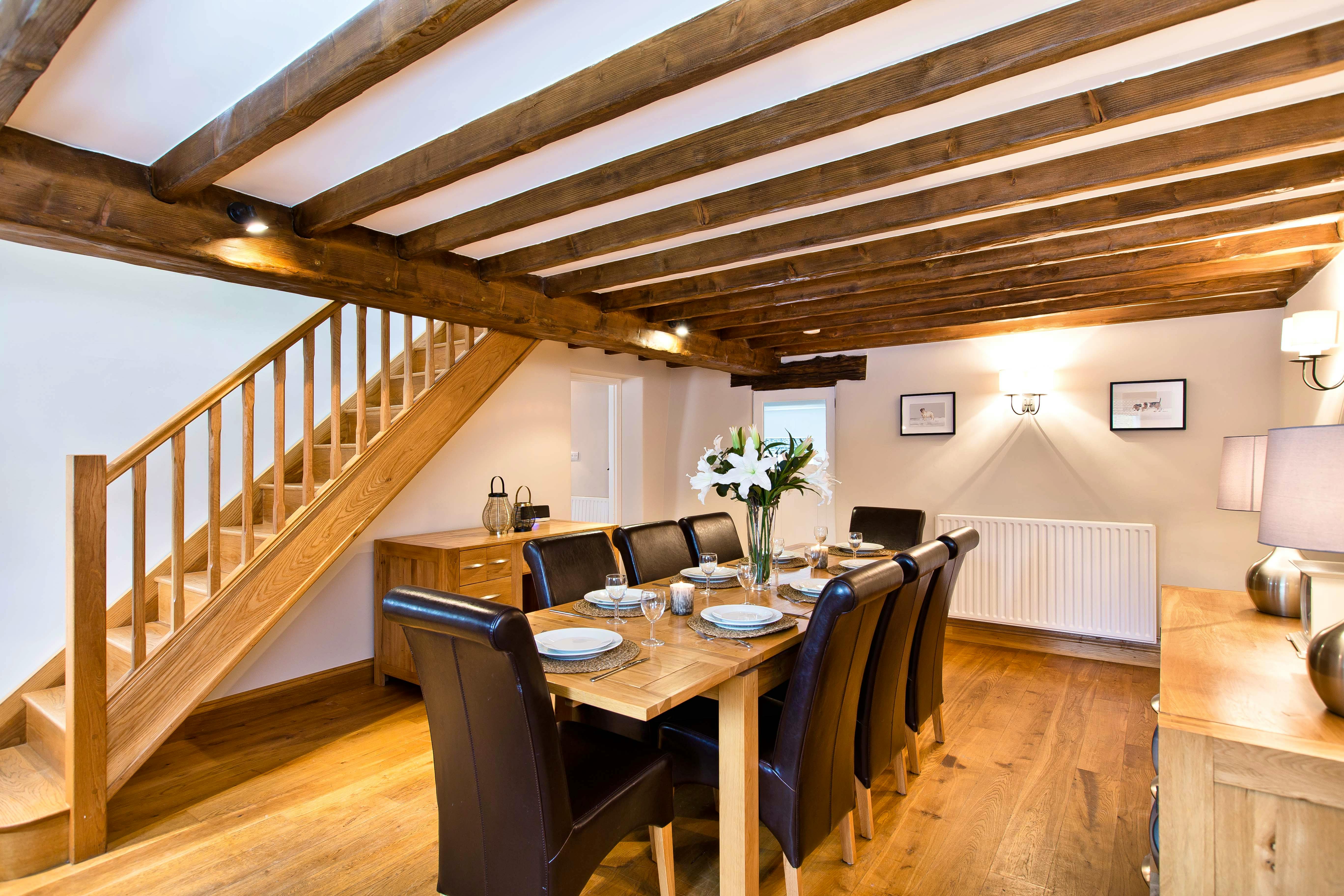 Spacious Dining area