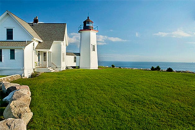 Wings Neck Lighthouse, Pocasset, Massachusetts | CoolStays.com