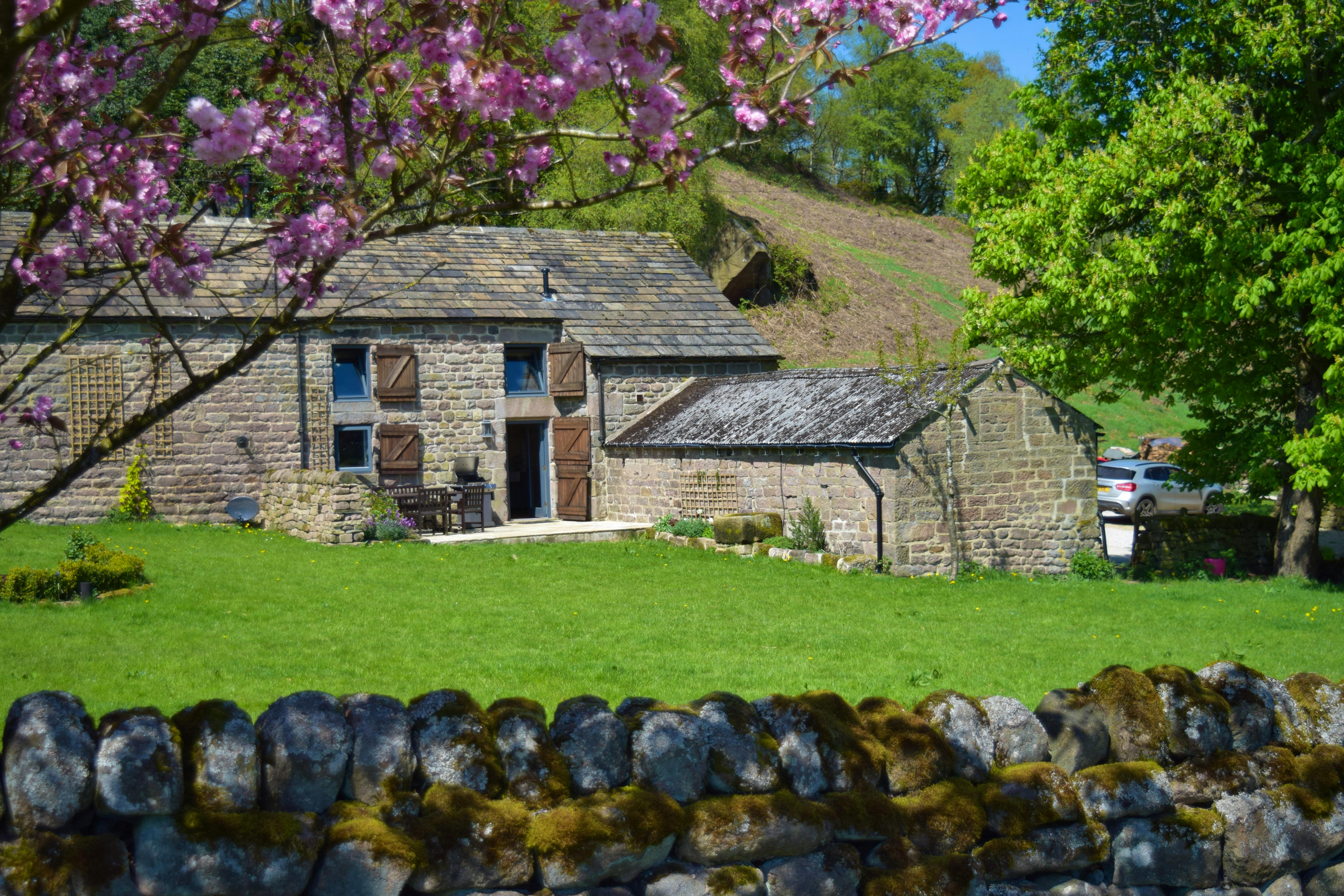 Set in an idyllic rural location but walking distance to the village and 10 minutes from Chatsworth House.