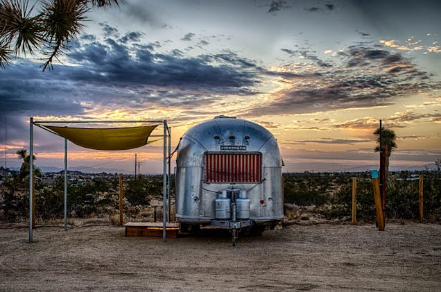 Kates Lazy Desert Airstreams - Retro airstream rentals in Joshua Tree ...