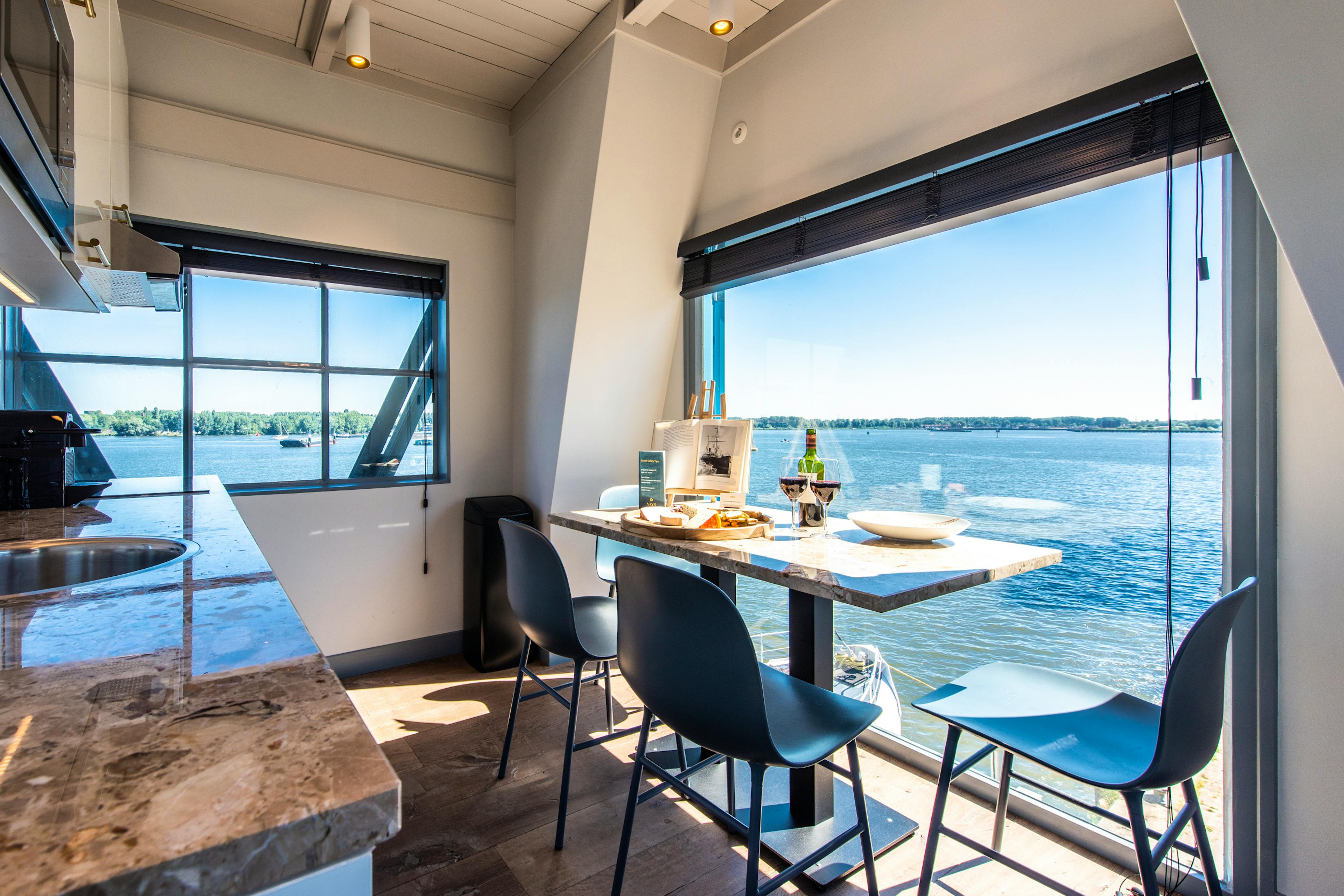 Amsterdam the Crane by YAYS - Image 2