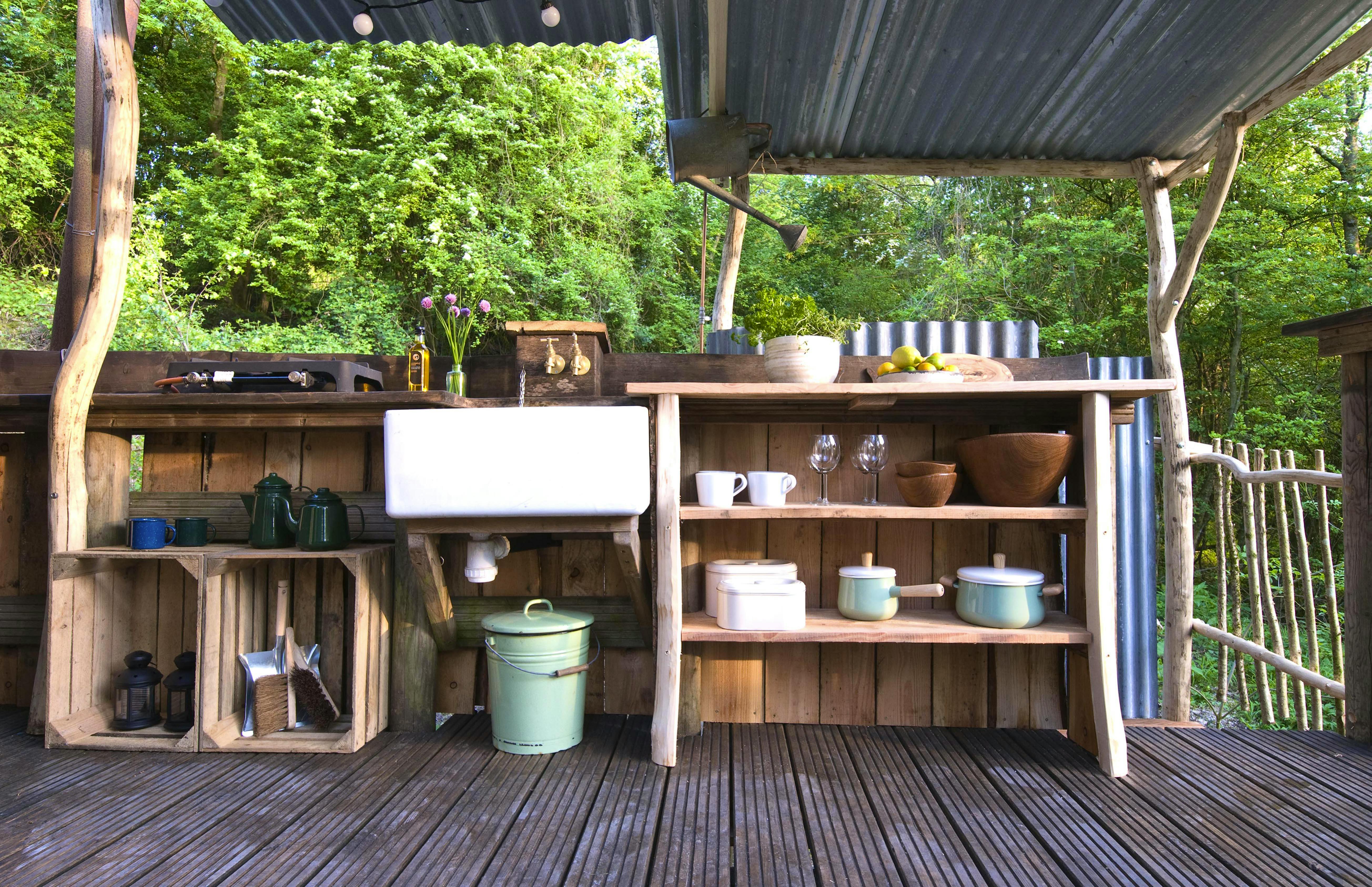 The kitchen at Gold Rush Cabin
