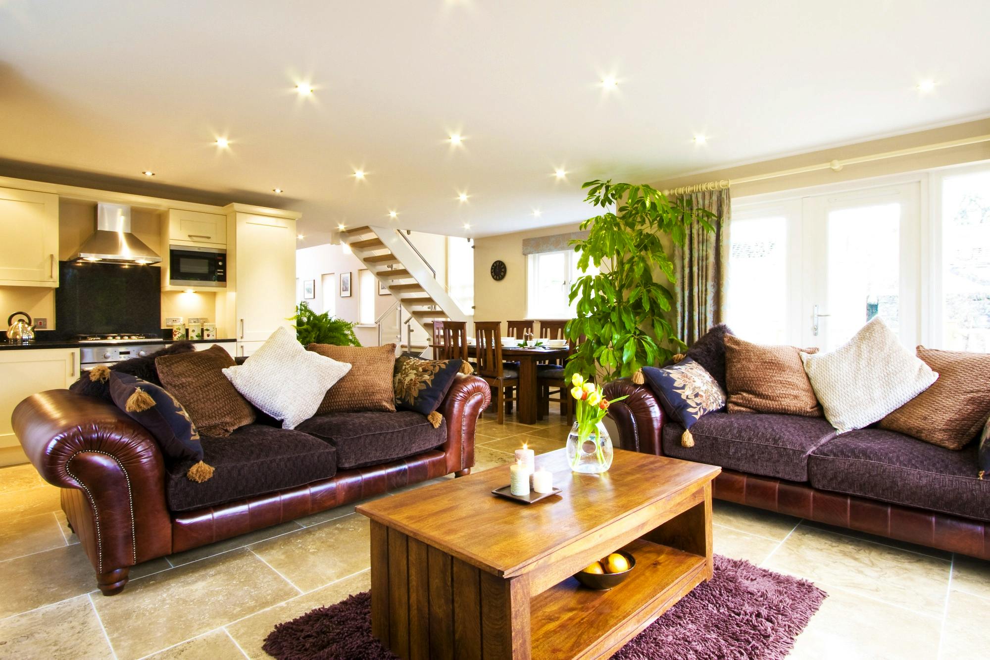 10 CoolStays Available for New Year