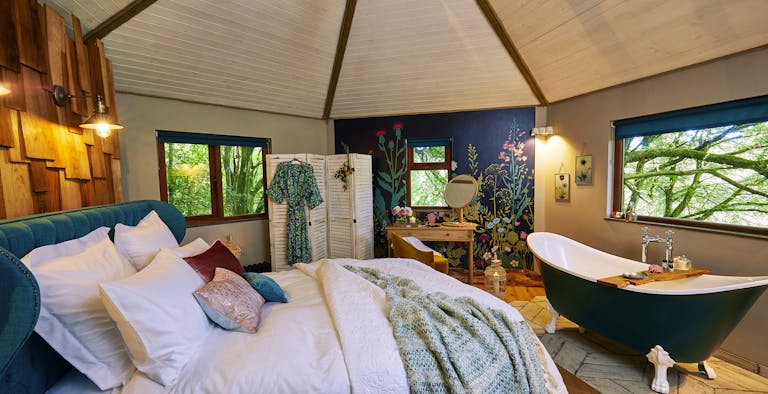 Ravendere Retreats Treehouse