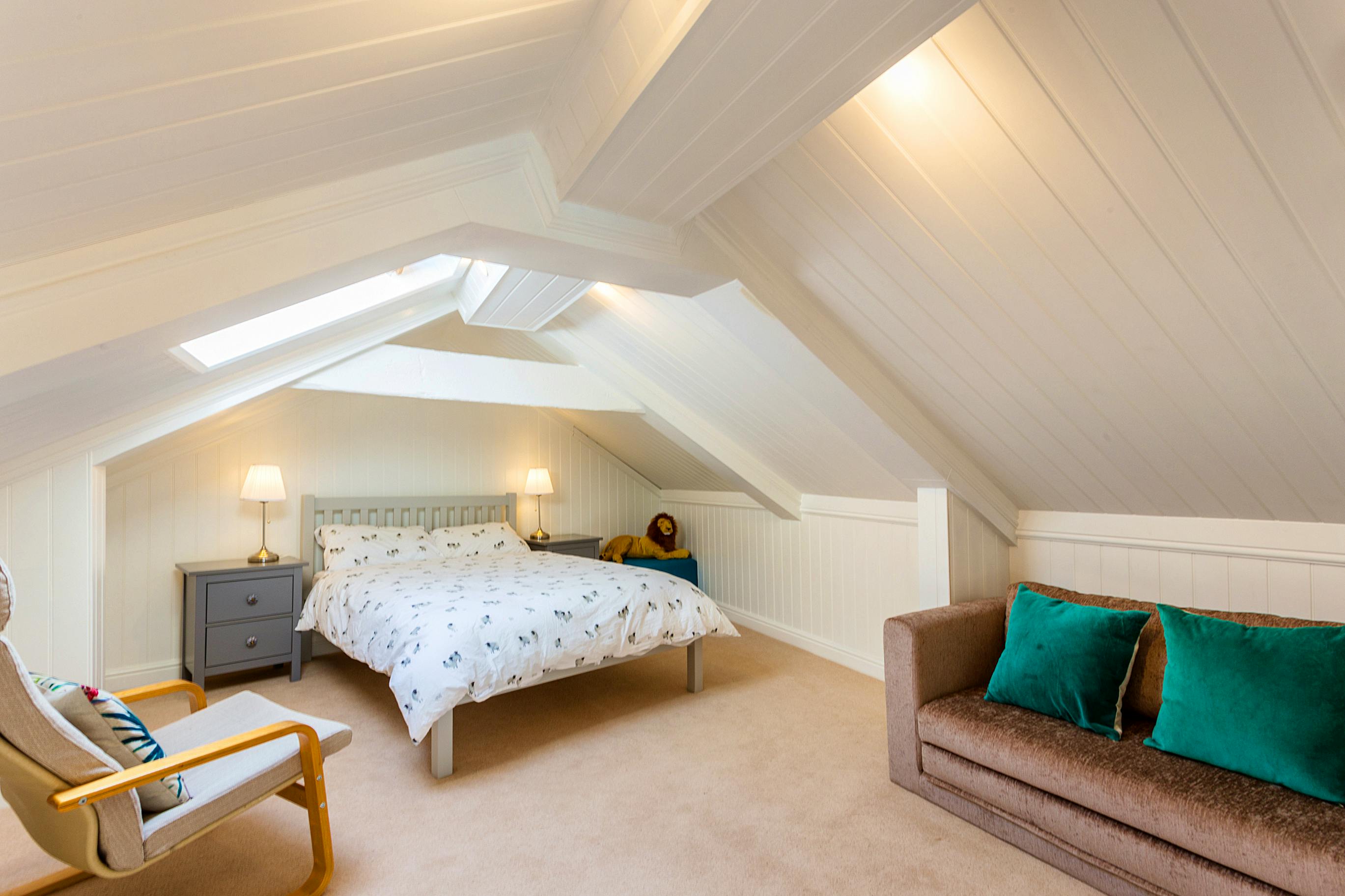 Top room with sofa bed & wc