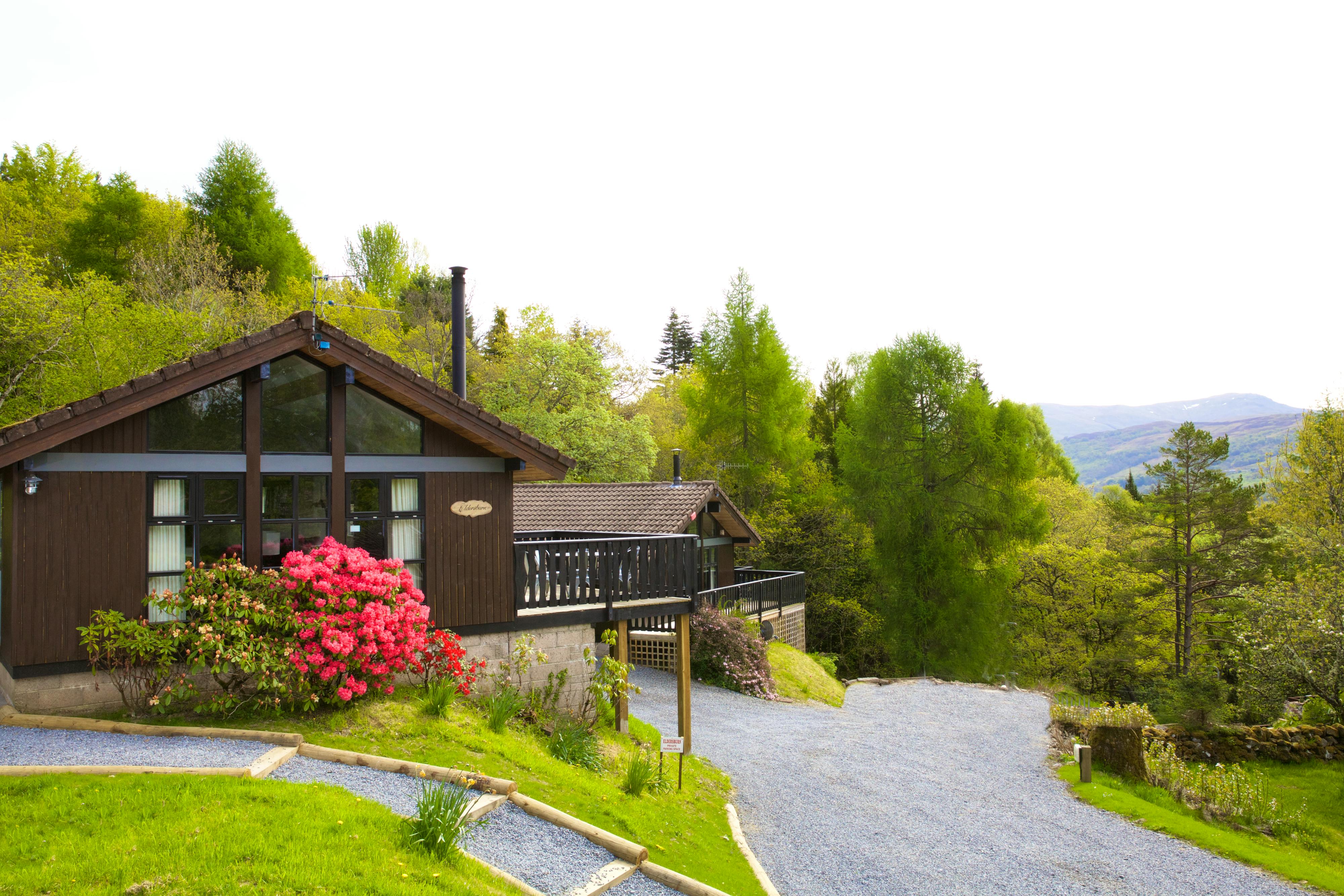 25 of the Best Lodges with Hot Tubs