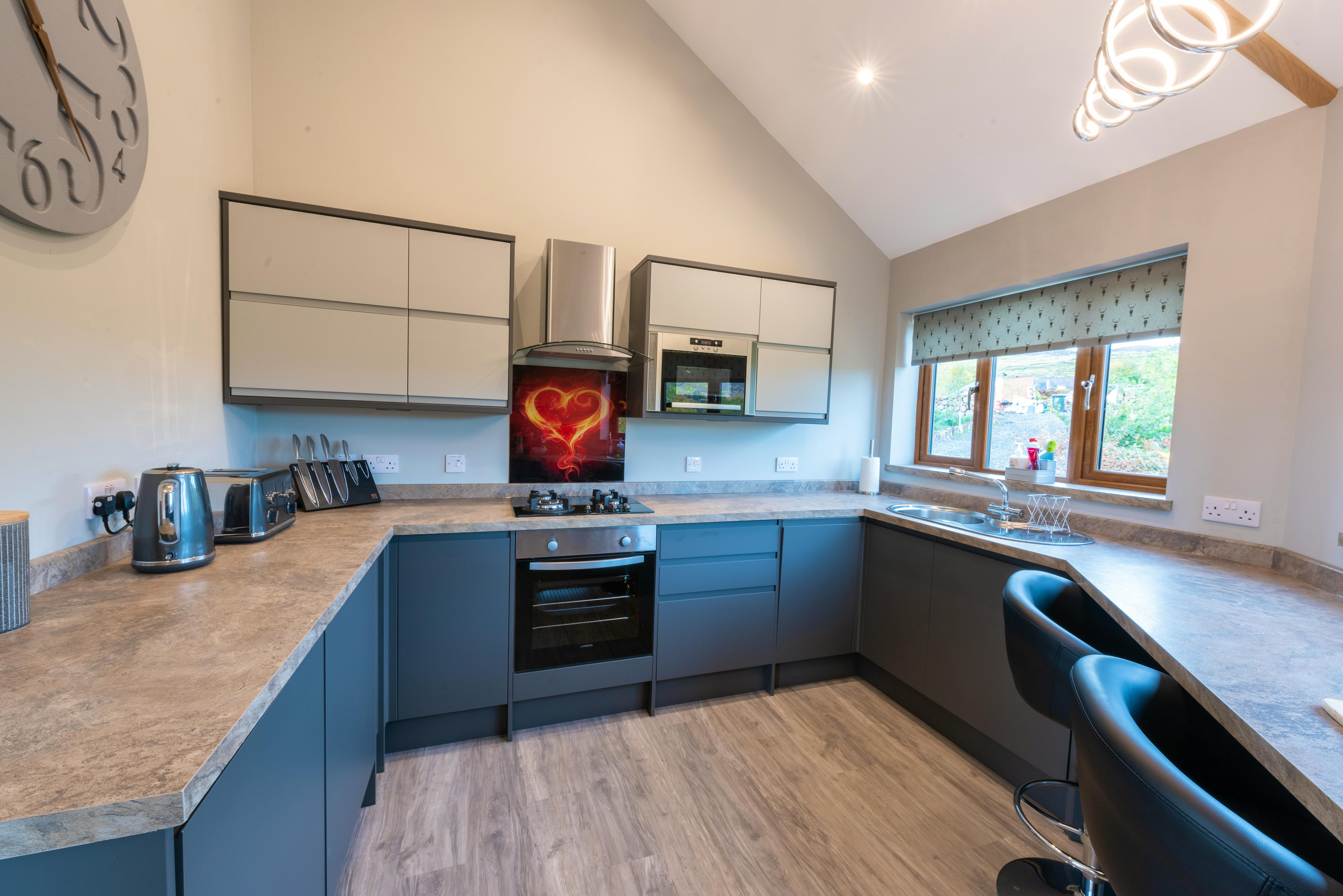 Silver Birch Treehouse - Fully equipped kitchen