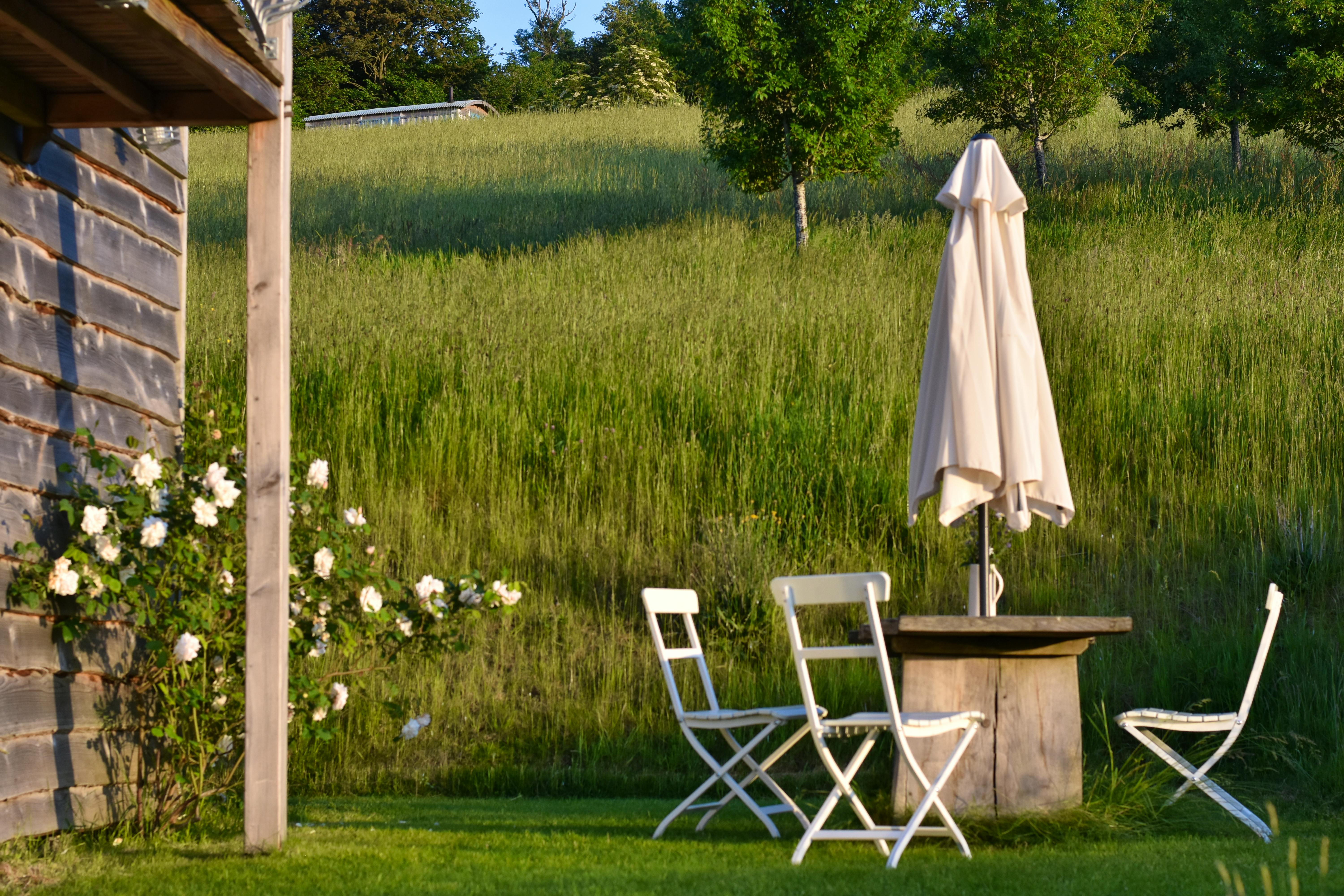 outdoor seating area - great for relaxing and cooking over the barberque 