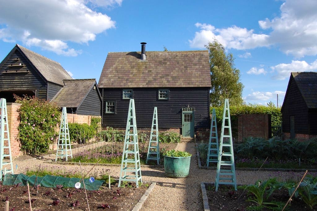 Top 10 Cool Cottages