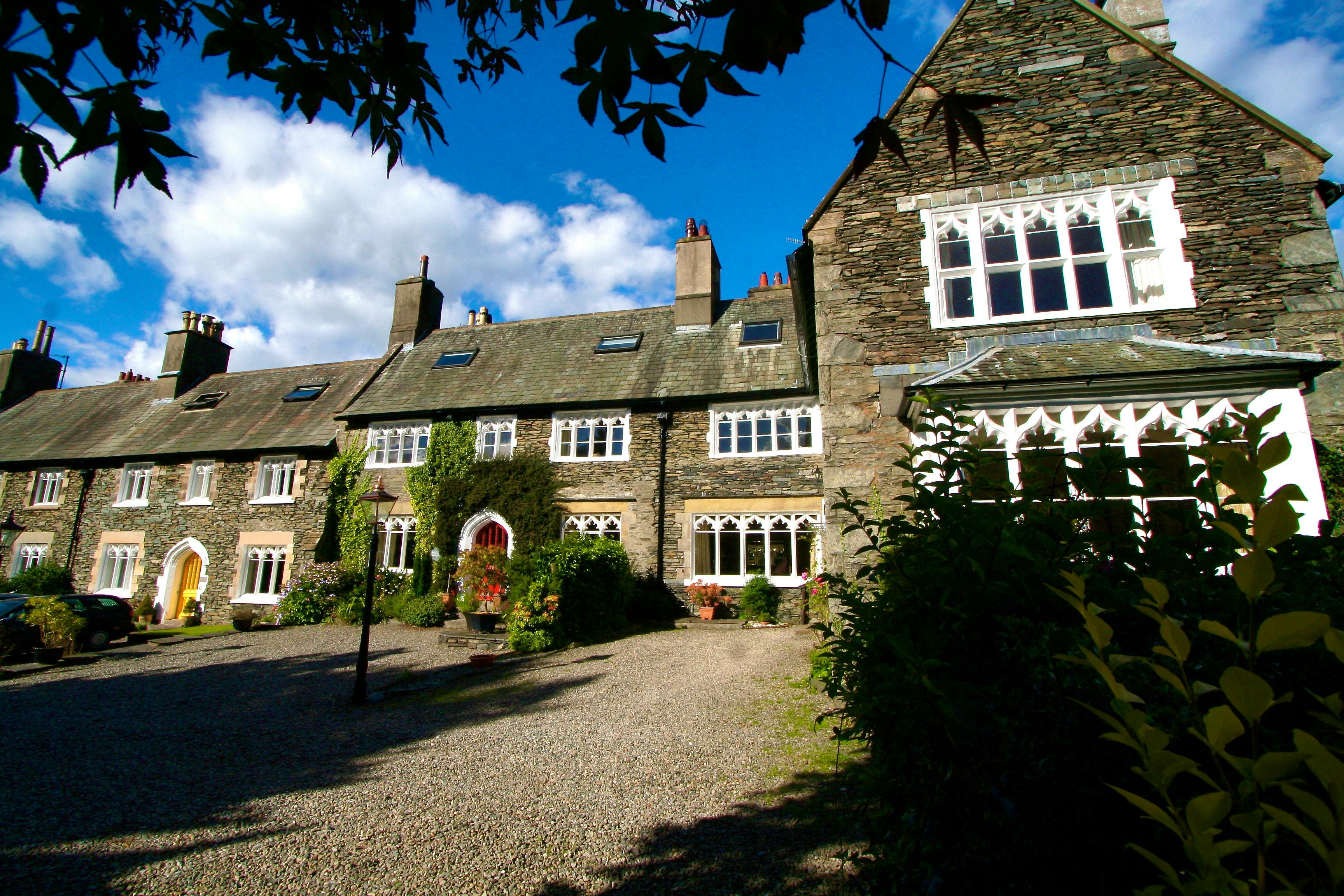 One of 5 majestic properties to rent on The Terrace.