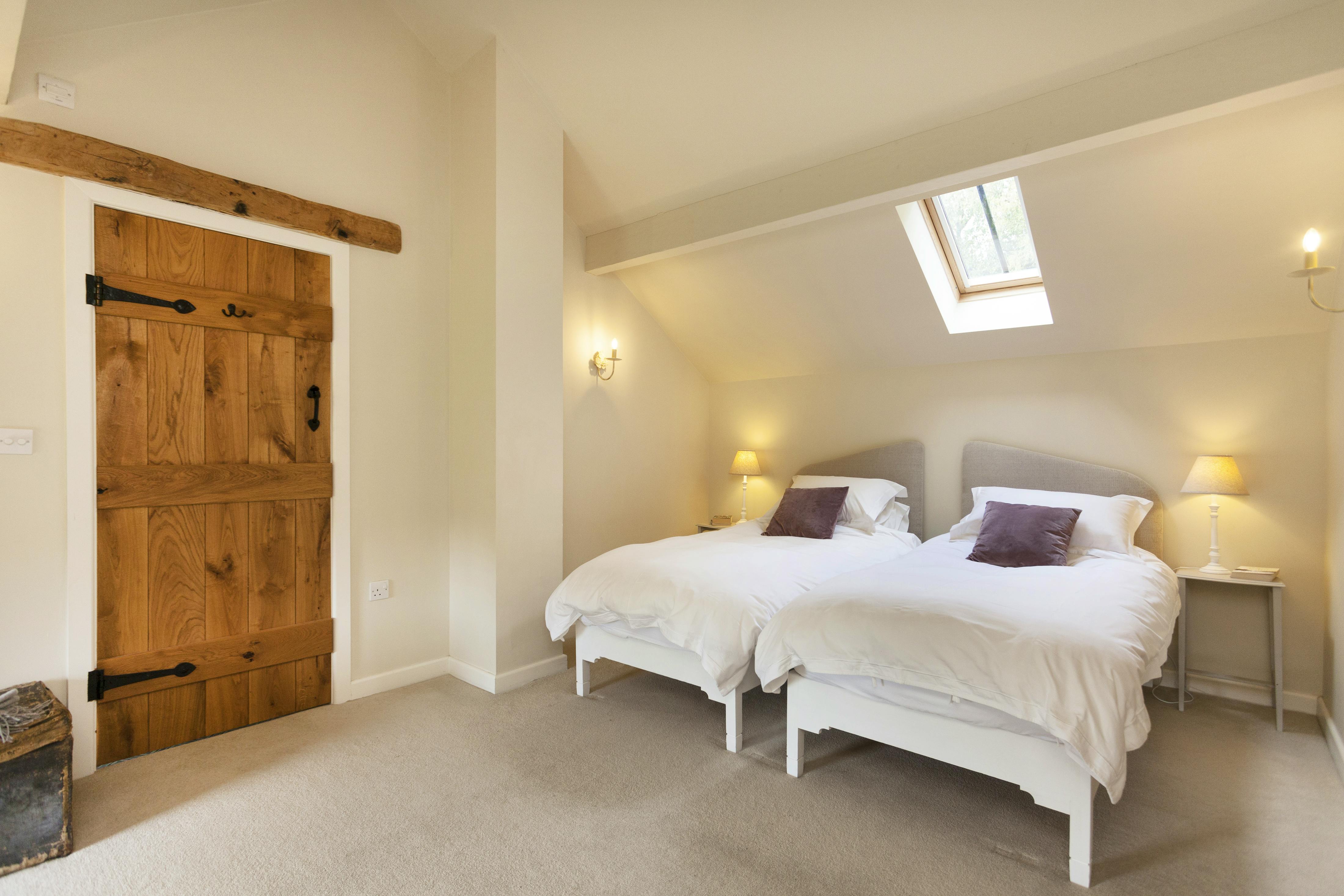 This room can be made up as a super king bed too!