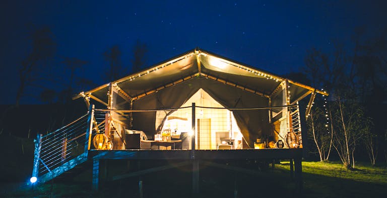 Oaklands Glamping - Luxury Safari Tents