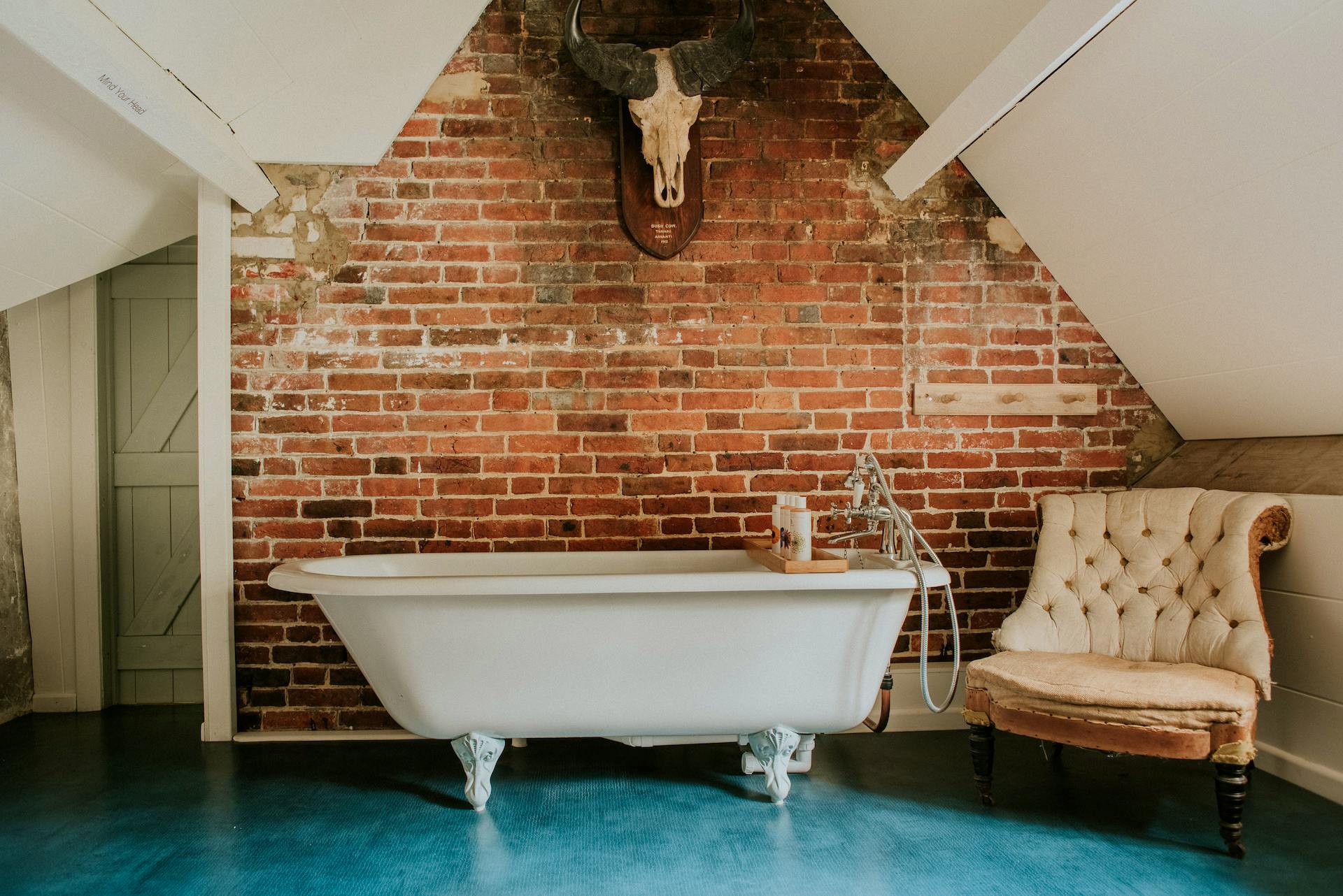 20 Coolstays with Beautiful Bathtubs